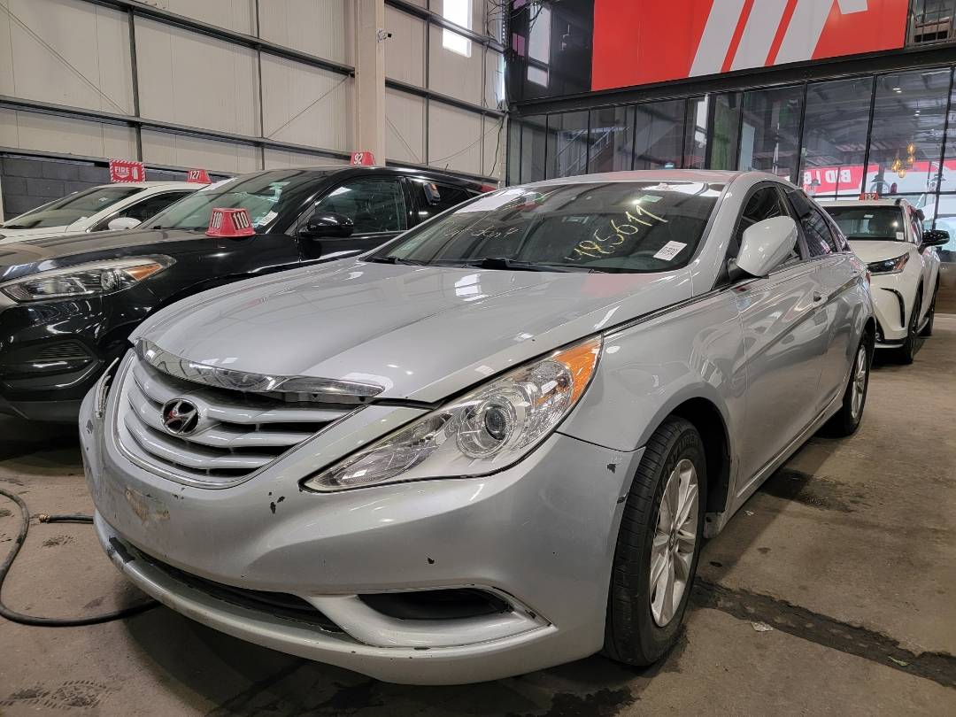 2012 HYUNDAI SONATA — 157334 Miles — Lot H485611 — Main - Marhaba Auctions Used Cars - Image 5