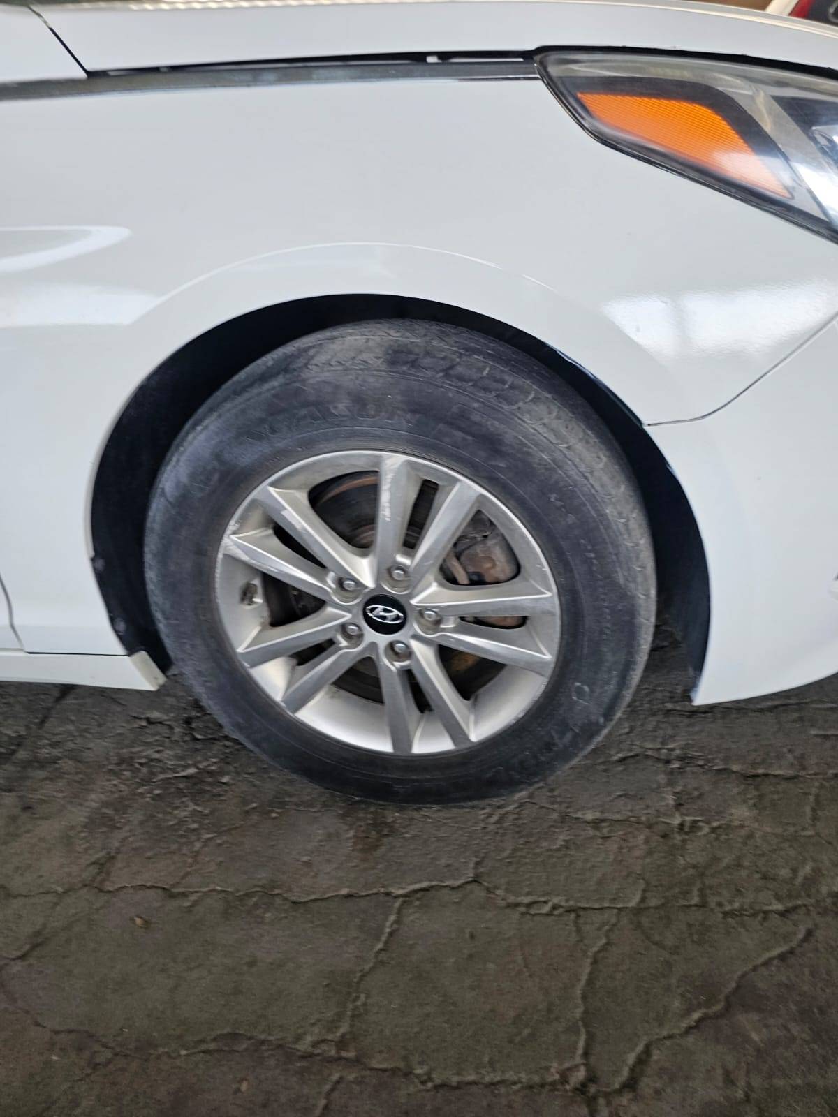 2017 HYUNDAI SONATA — 114328 Miles — Lot F9HH557143 — Main - Marhaba Auctions Used Cars - Image 4