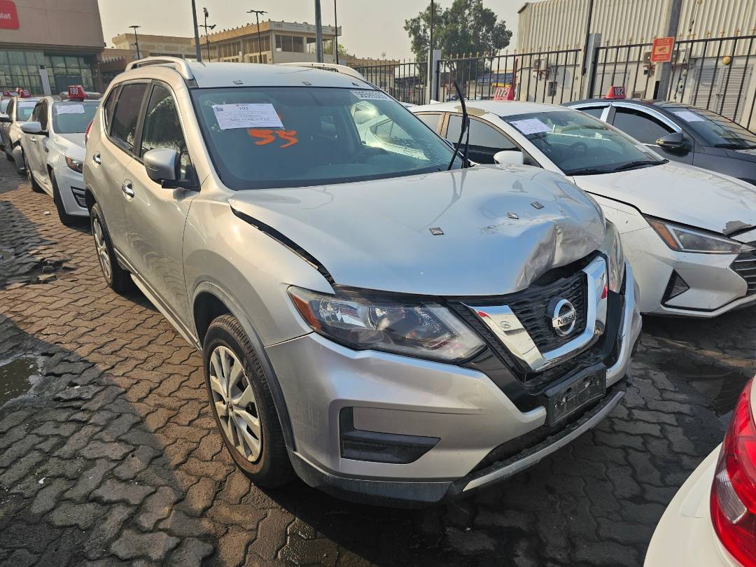 2017 NISSAN ROGUE — 190503 Miles — Lot HW394558 — Main - Marhaba Auctions Used Cars - Image 4