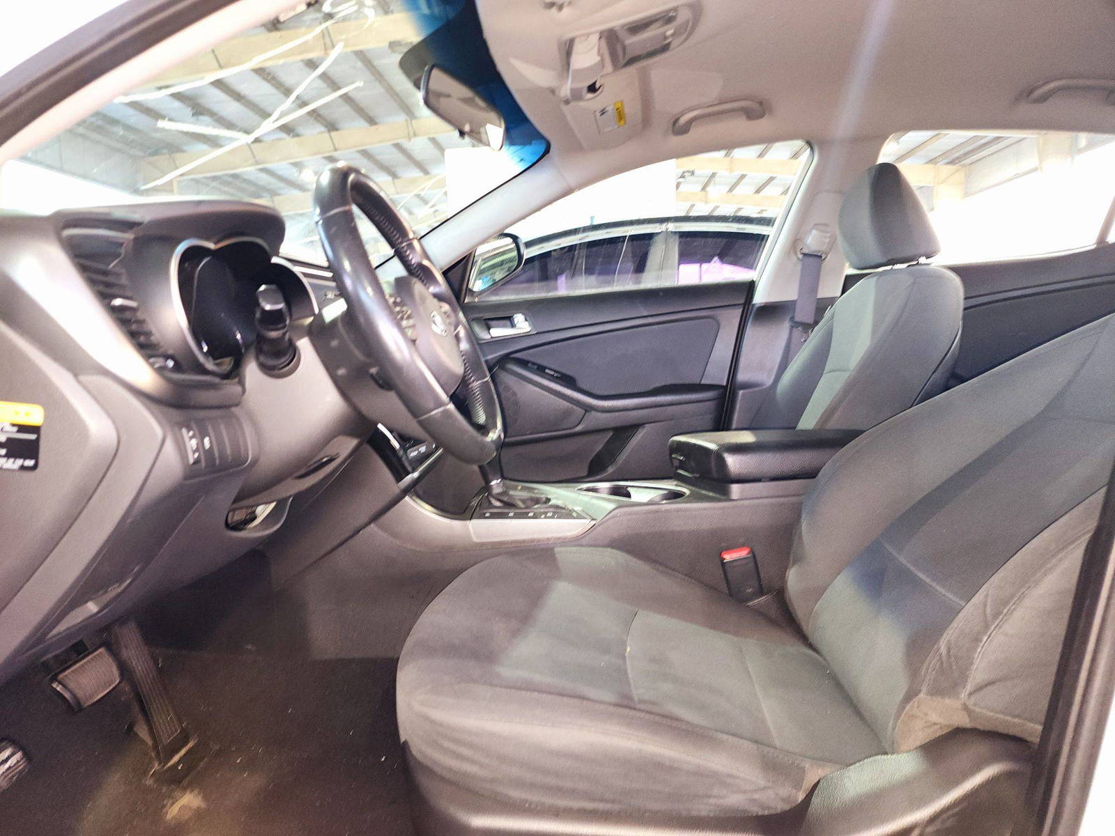 2015 KIA OPTIMA — 184620 Miles — Lot 87679935 — Souq - Marhaba Auctions Used Cars - Image 8