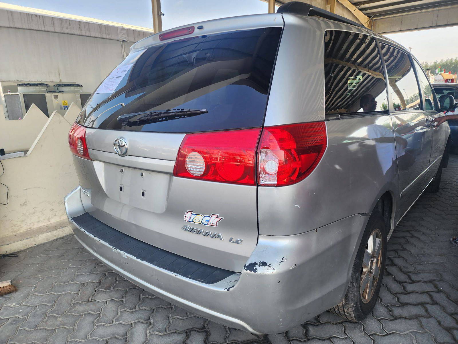 2008 TOYOTA SIENNA — 334480 Miles — Lot 63177713 - Marhaba Auctions Used Cars - Image 10