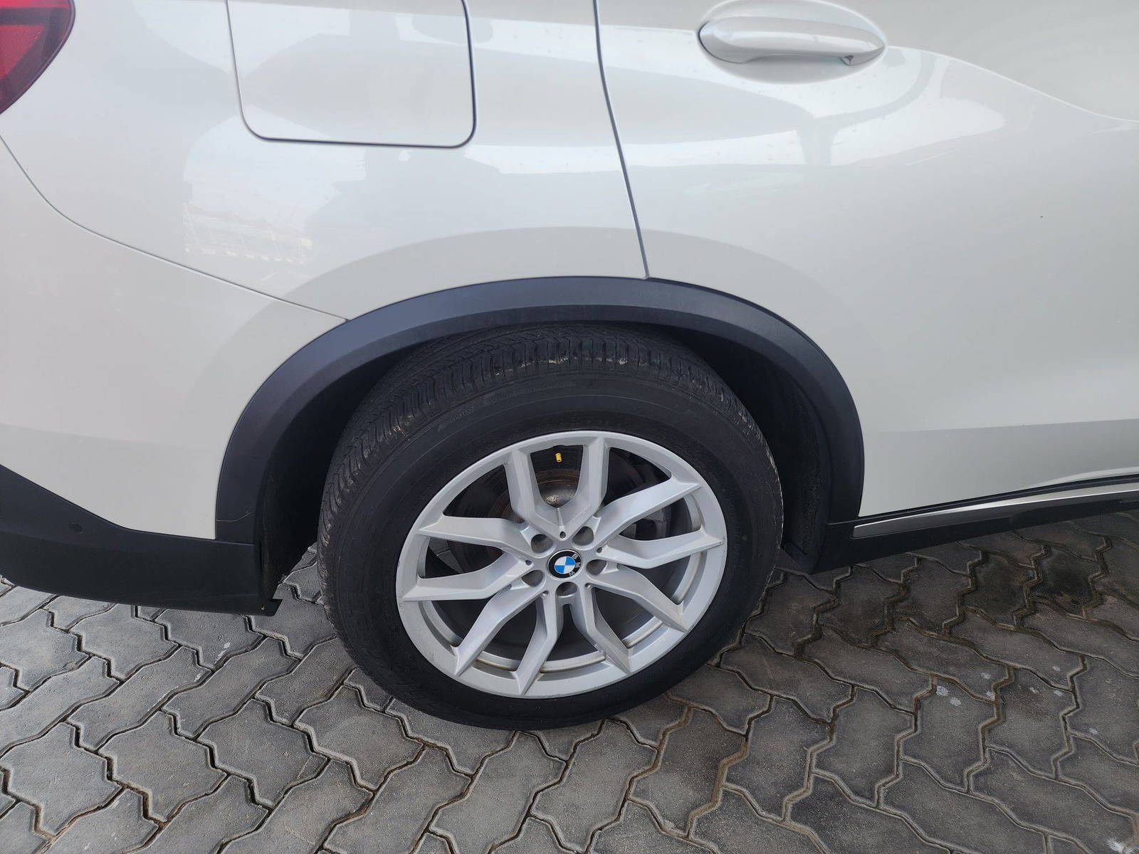 2019 BMW X5 SDRIVE 40I — 48772 Miles — Lot 62303893 - Marhaba Auctions Used Cars - Image 5
