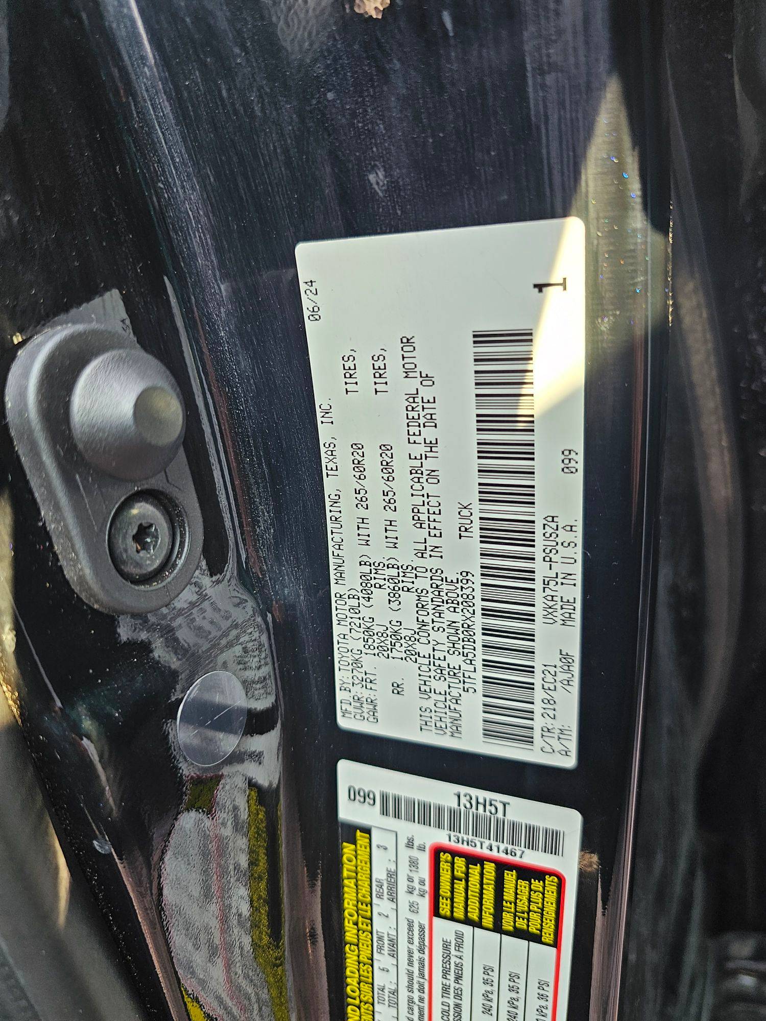 2024 TOYOTA TUNDRA — 9596 Miles — Lot RX208399 — Main - Marhaba Auctions Used Cars - Image 10