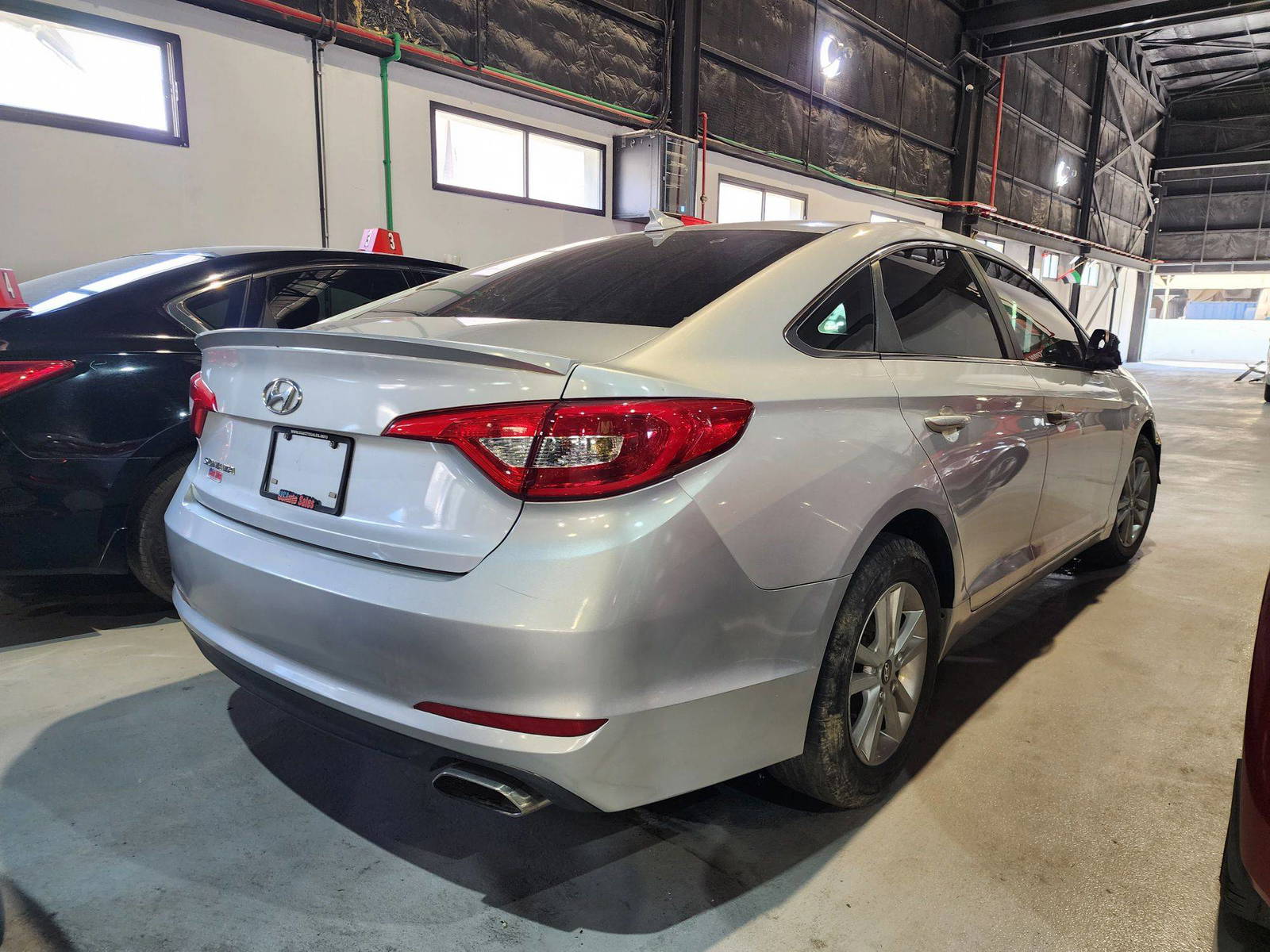 2015 HYUNDAI SONATA — 141320 Miles — Lot 120410 — Al Quoz - Marhaba Auctions Used Cars - Image 5