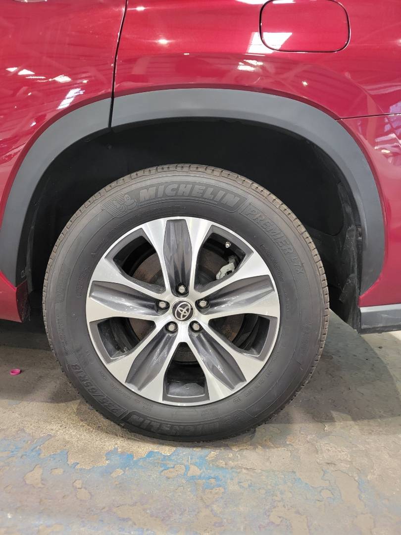 2023 TOYOTA HIGHLANDER — 14274 Miles — Lot S015686 — Main - Marhaba Auctions Used Cars - Image 11