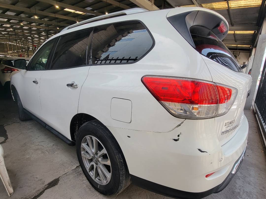 2013 NISSAN PATHFINDER — 158595 Miles — Lot 1DC639600 — Main - Marhaba Auctions Used Cars - Image 3