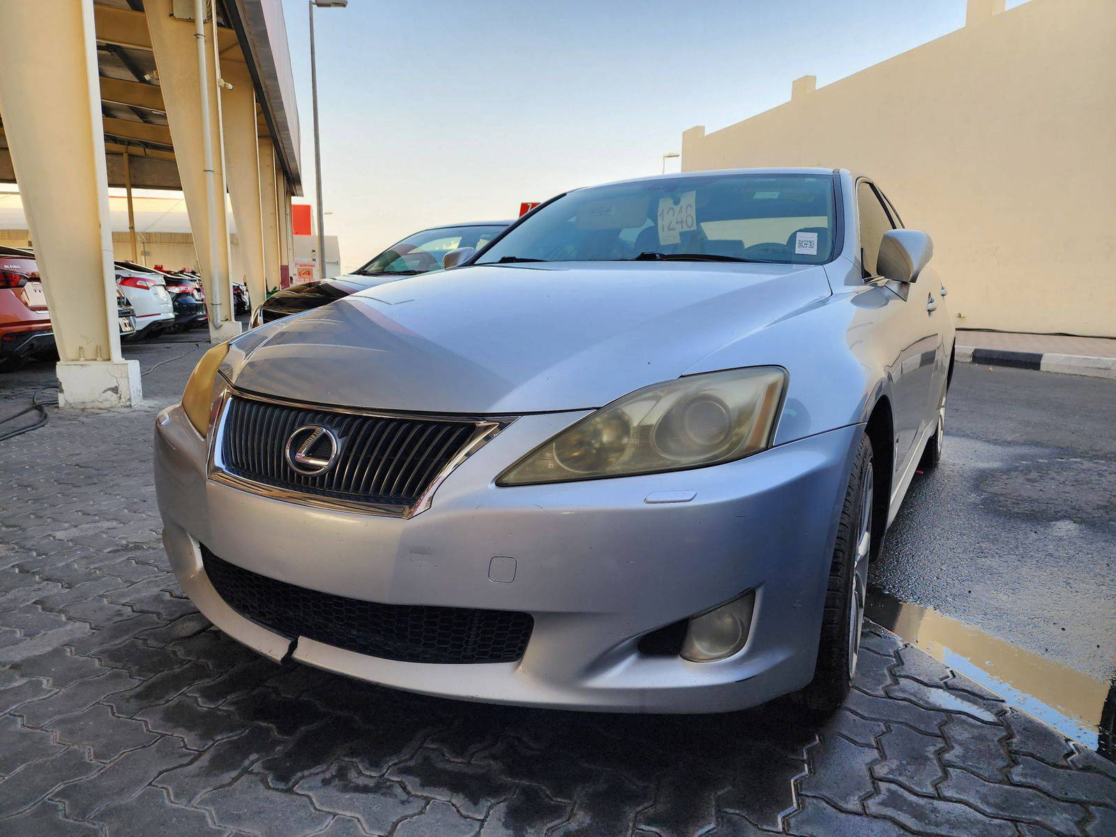 2010 LEXUS IS 250 — 256412 Miles — Lot 40614 — Souq - Marhaba Auctions Used Cars - Image 5