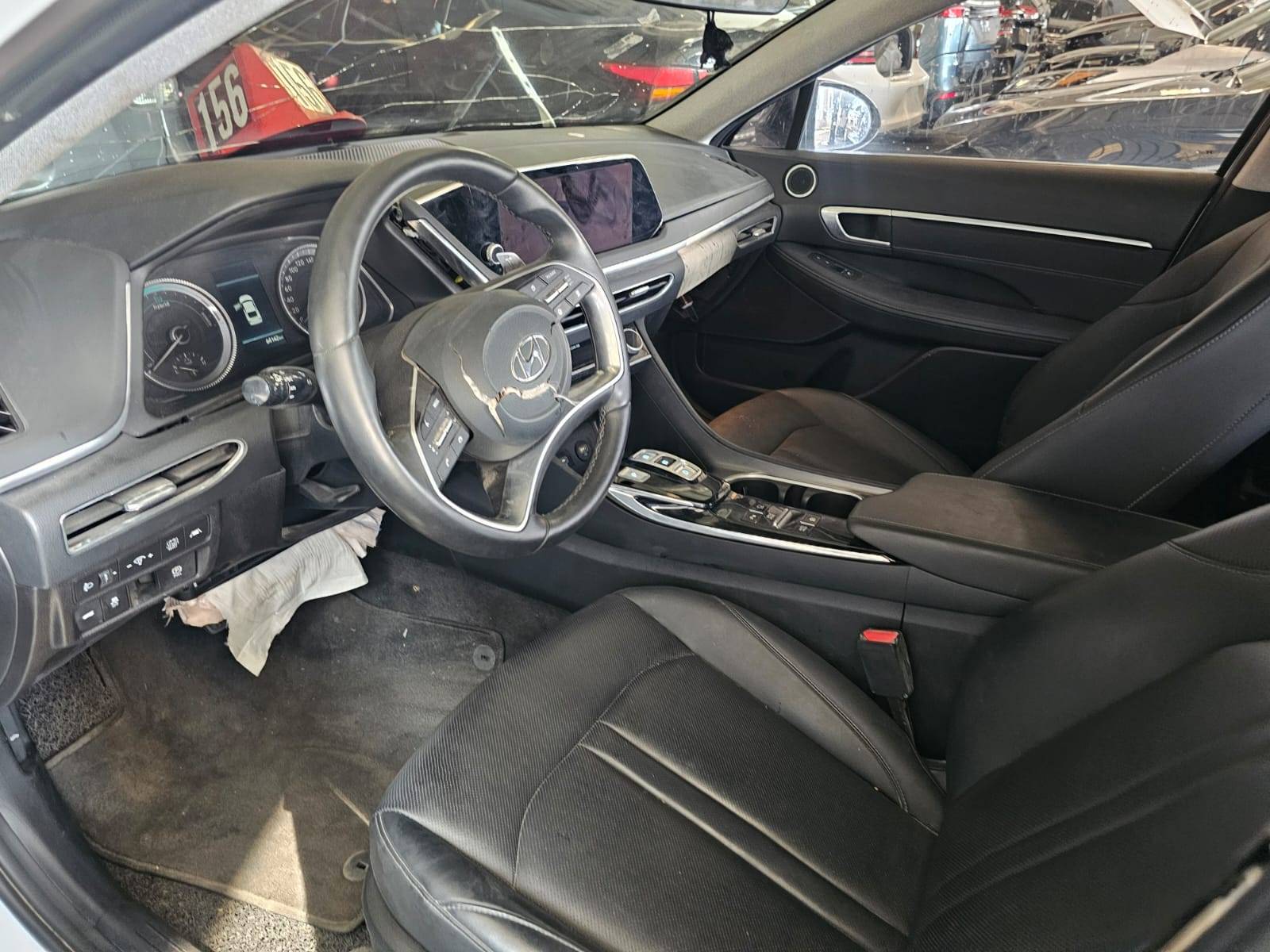 2022 HYUNDAI SONATA — 64142 KM — Lot NA043532 — Main - Marhaba Auctions Used Cars - Image 6