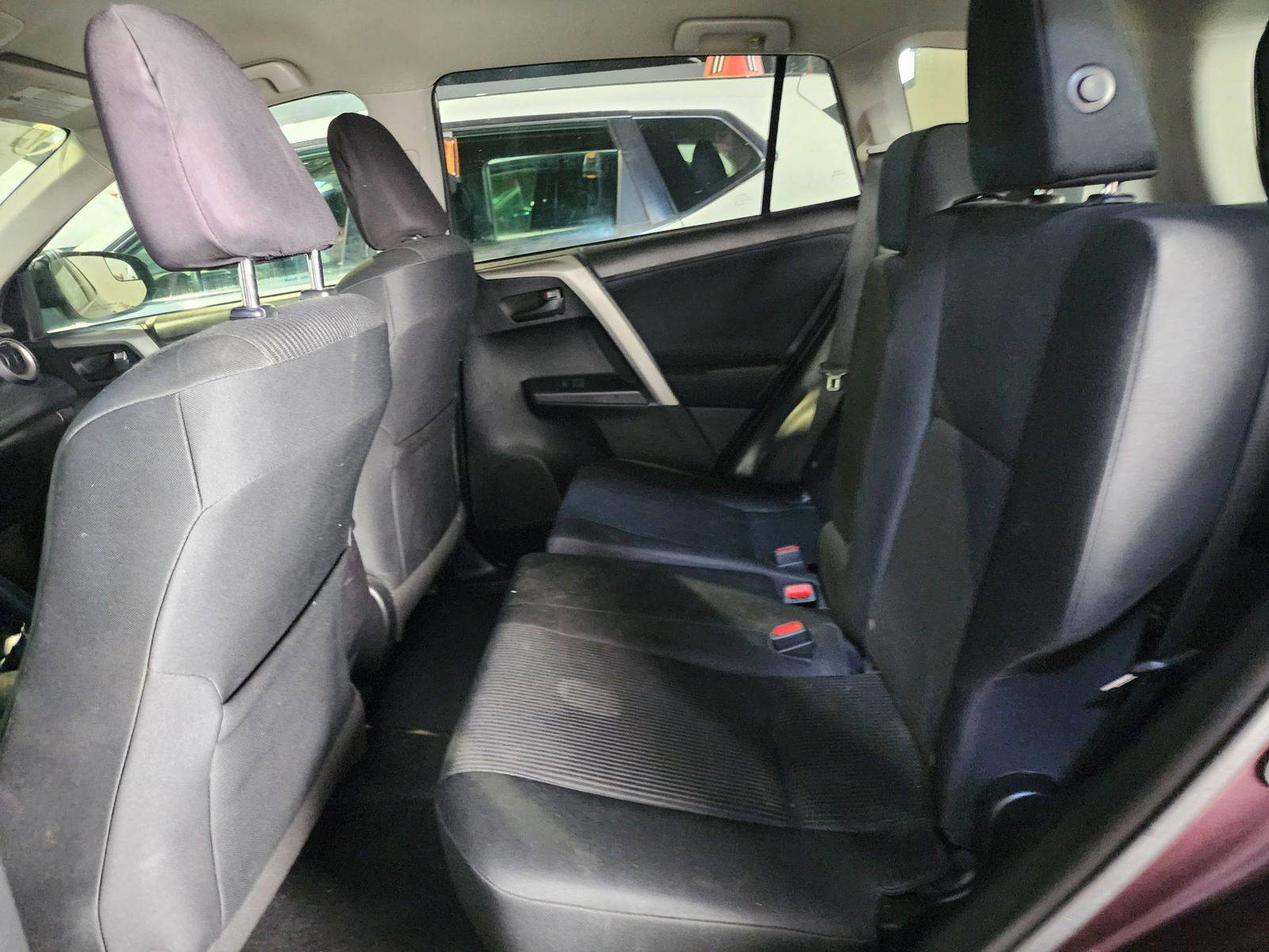 2016 TOYOTA RAV4 — 138398 Miles — Lot GW237645 — Al Quoz - Marhaba Auctions Used Cars - Image 7