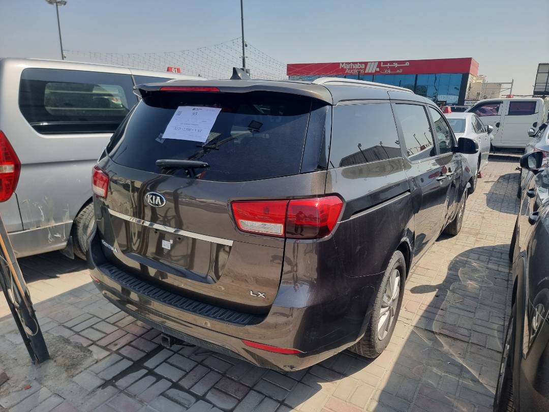 KIA SEDONA 2015 - Marhaba Auction Used Cars - Image 4