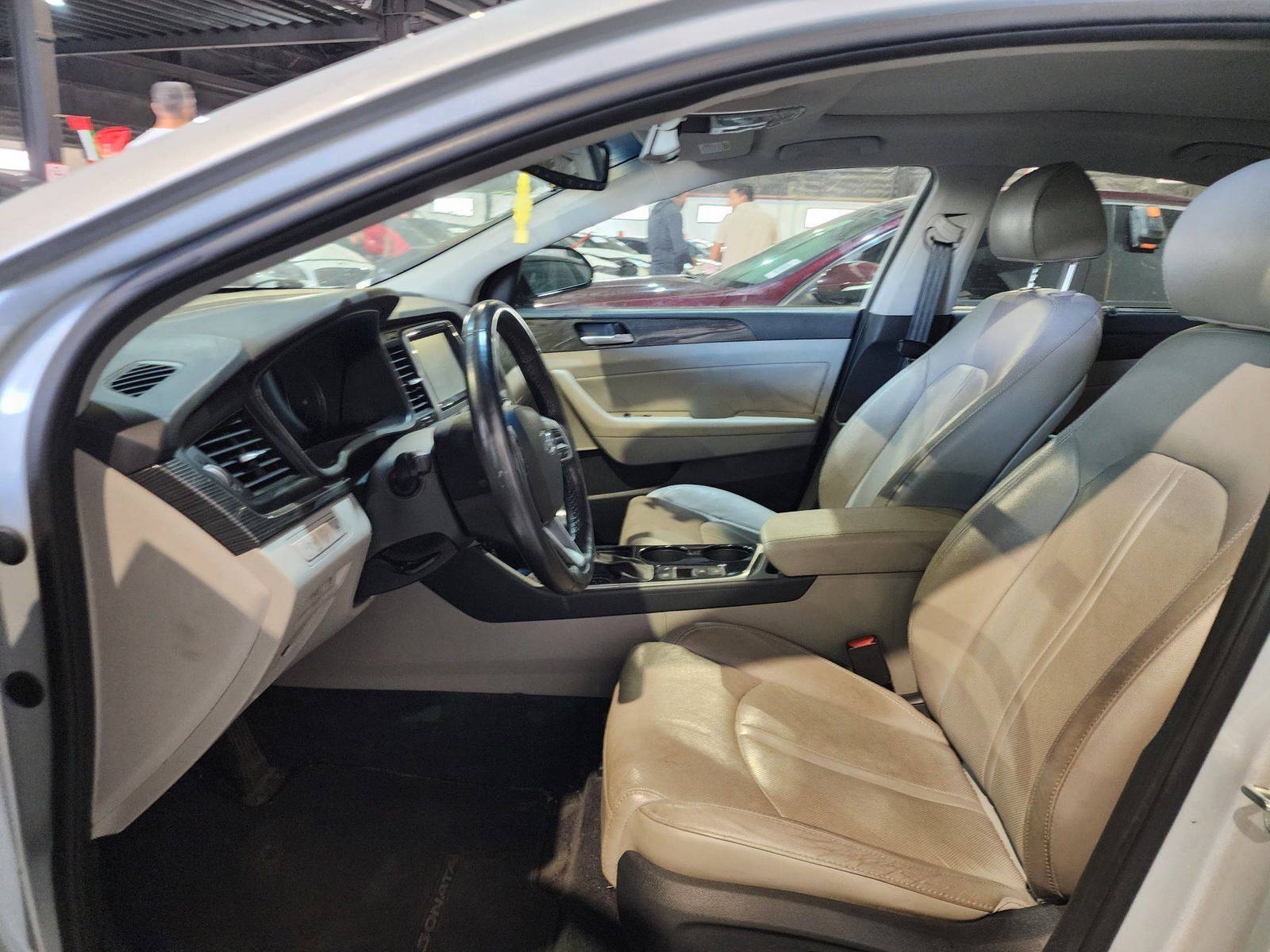 2019 HYUNDAI SONATA — 106827 Miles — Lot 73781834 — Al Quoz - Marhaba Auctions Used Cars - Image 9