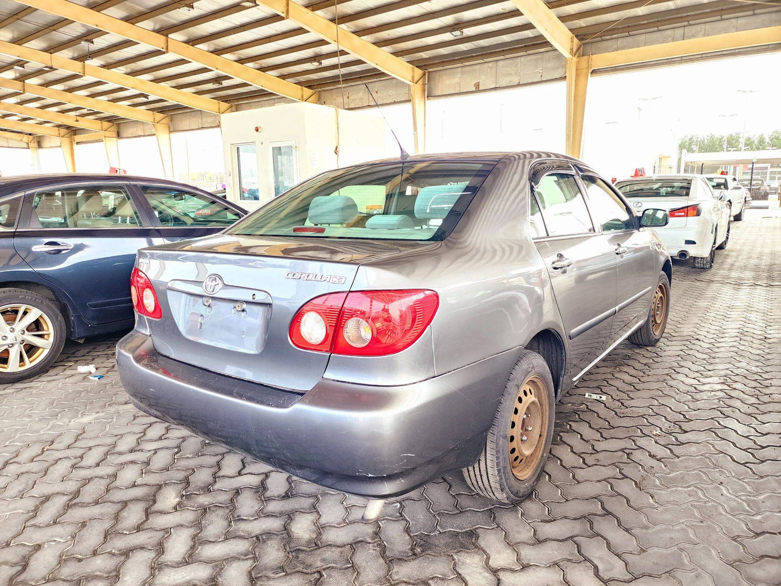 2007 TOYOTA COROLLA — 242216 Miles — Lot E77C776733 — Souq - Marhaba Auctions Used Cars - Image 3