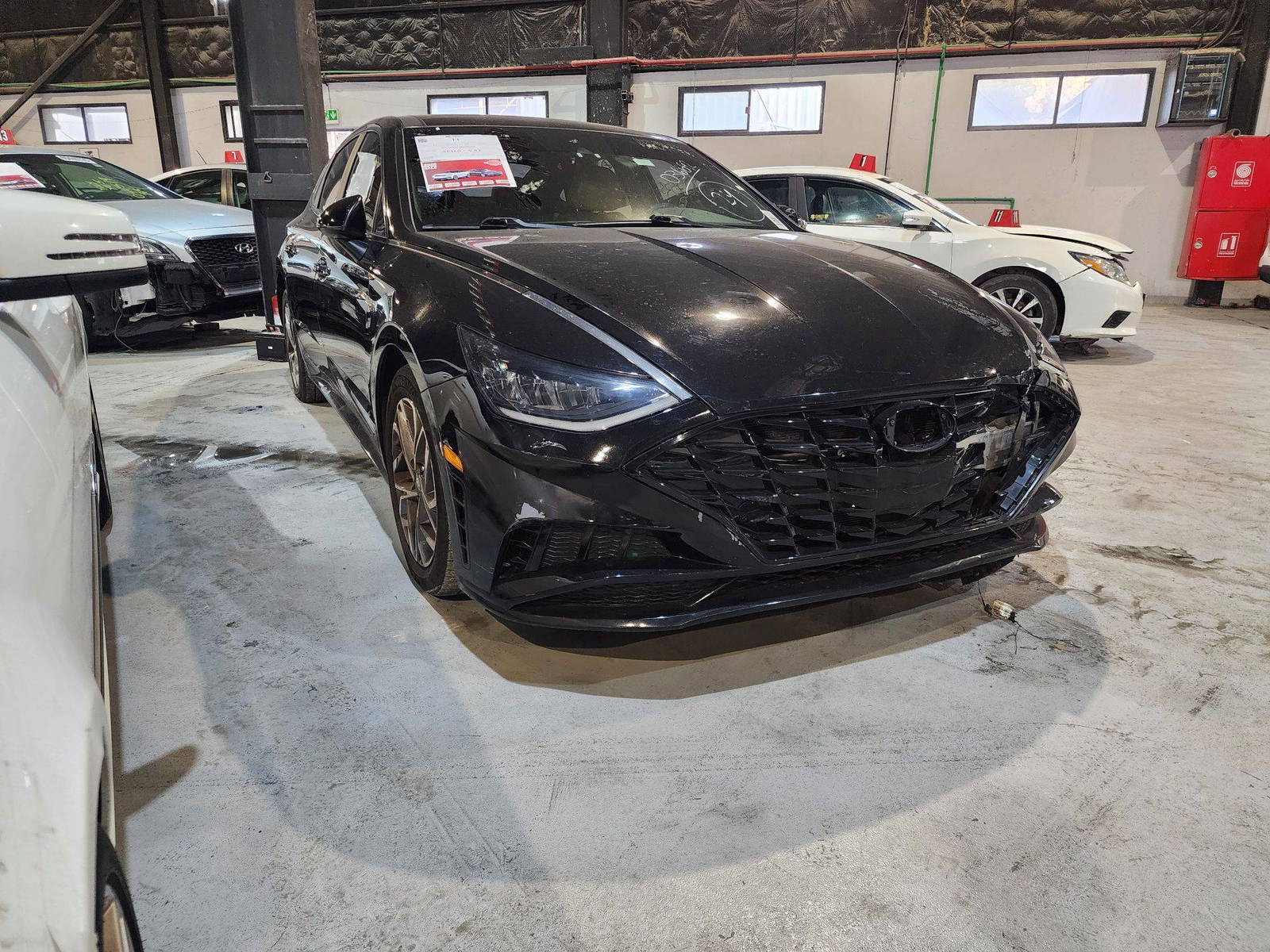 2020 HYUNDAI SONATA — 76395 Miles — Lot H036692 — Al Quoz - Marhaba Auctions Used Cars - Image 4