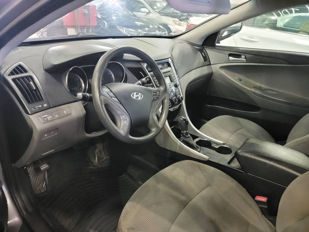 2014 HYUNDAI SONATA — 188647 Miles — Lot 45736704 — Main - Marhaba Auctions Used Cars - Image 6