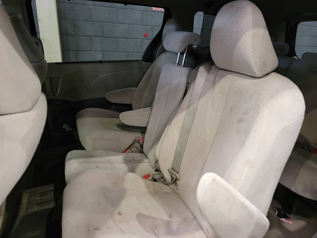 2012 TOYOTA SIENNA — 201176 Miles — Lot CS218588 — Main - Marhaba Auctions Used Cars - Image 6