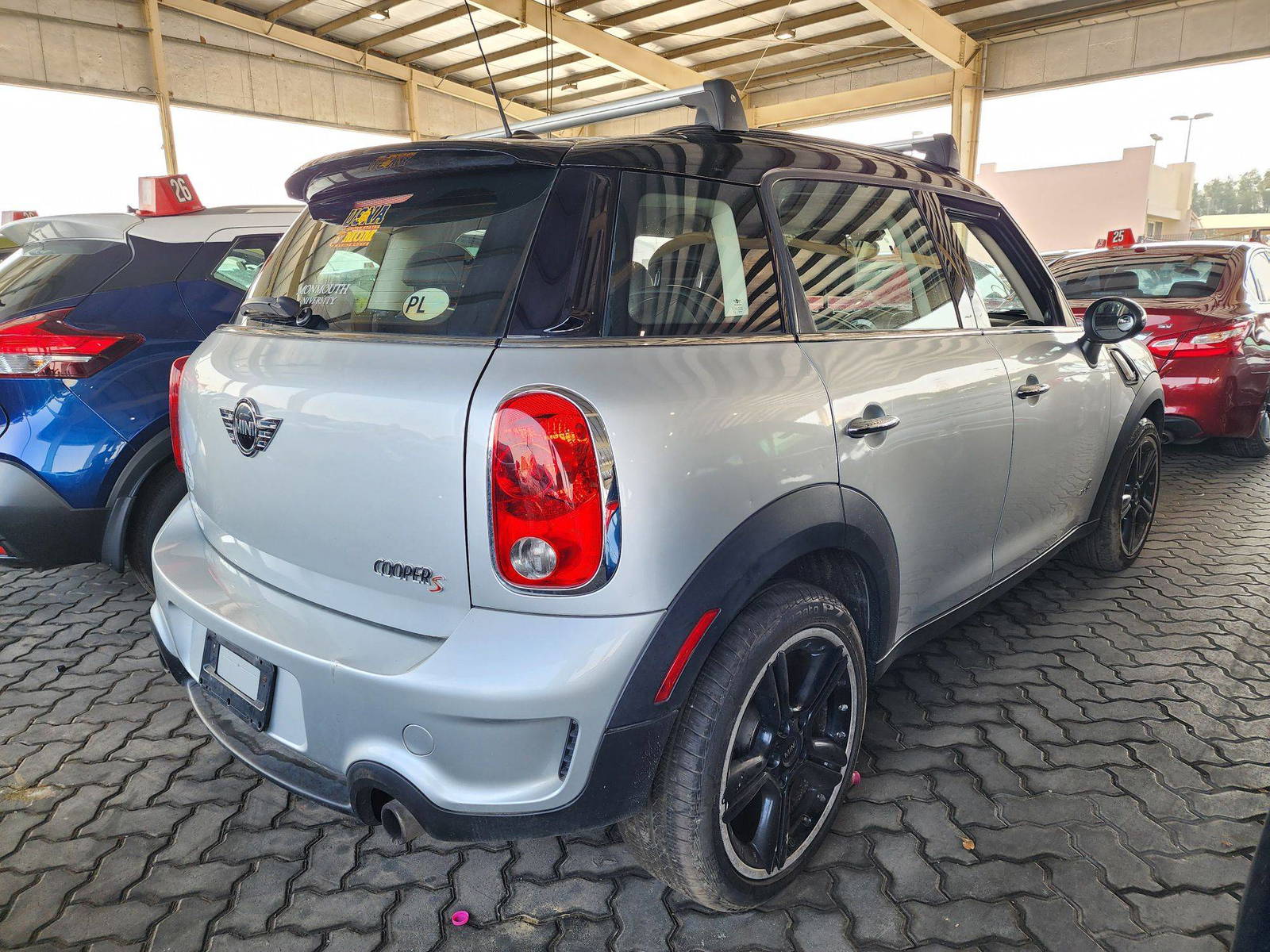 2011 MINI COOPER COUNTRYMAN — 169397 Miles — Lot 45068164 — Souq - Marhaba Auctions Used Cars - Image 3