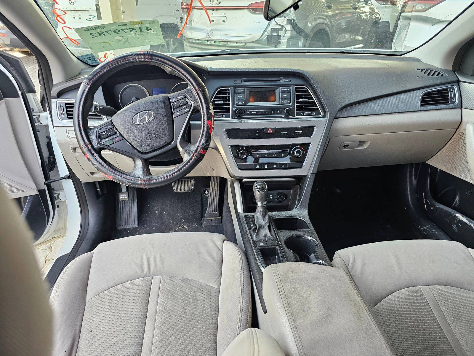 2015 HYUNDAI SONATA — 174300 Miles — Lot FH026126 — Main - Marhaba Auctions Used Cars - Image 7