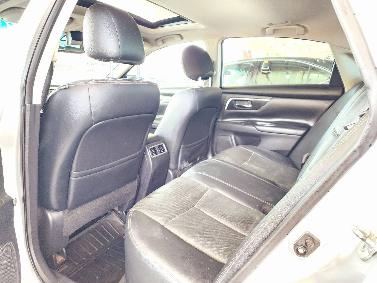 2016 NISSAN ALTIMA — 103321 Miles — Lot 40971967 — Souq - Marhaba Auctions Used Cars - Image 6