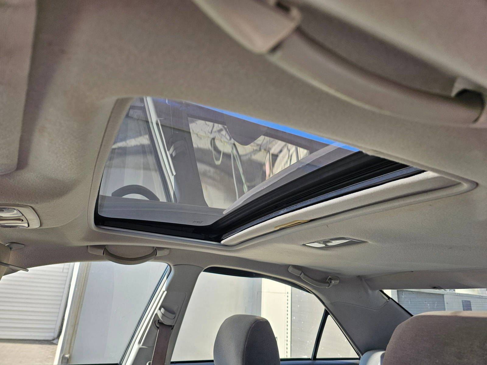 TOYOTA CAMRY 2005 - Marhaba Auction Used Cars - Image 9