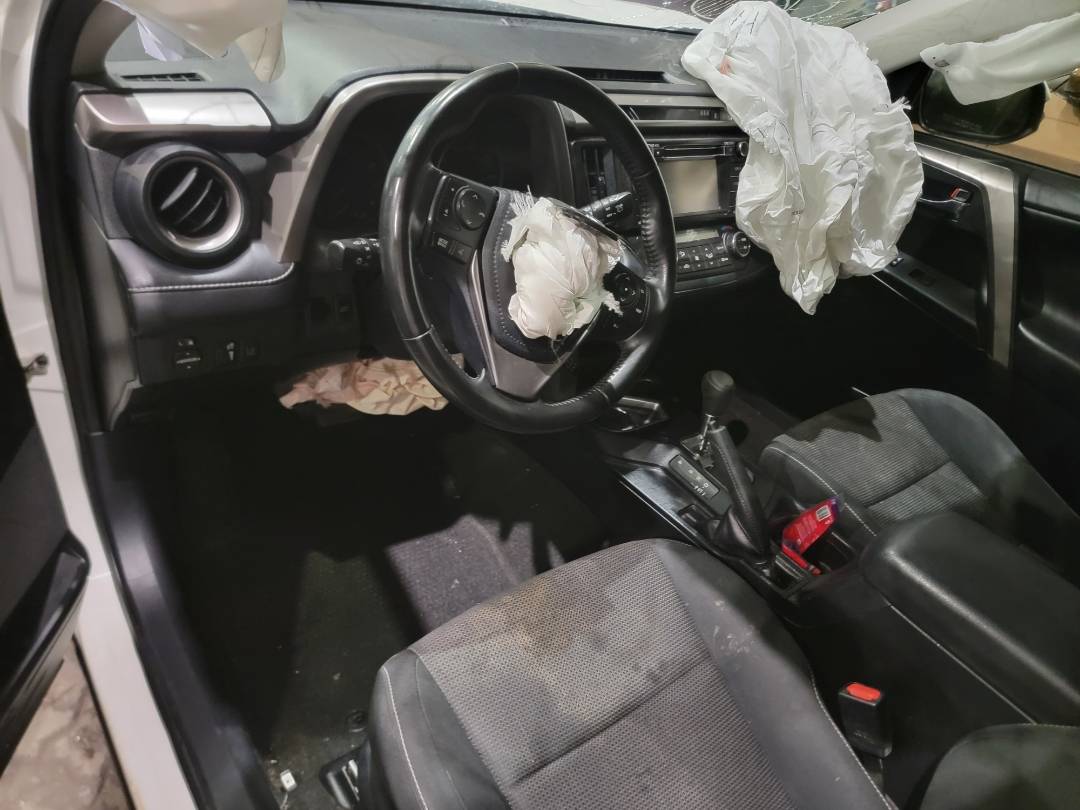 2018 TOYOTA RAV4 — 91526 Miles — Lot 63282523 - Marhaba Auctions Used Cars - Image 28