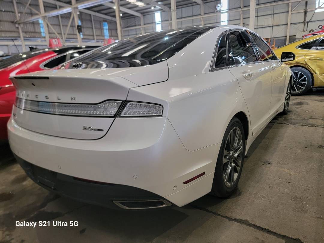 2014 LINCOLN MKZ — 145926 KM — Lot 16947 — Main - Marhaba Auctions Used Cars - Image 4