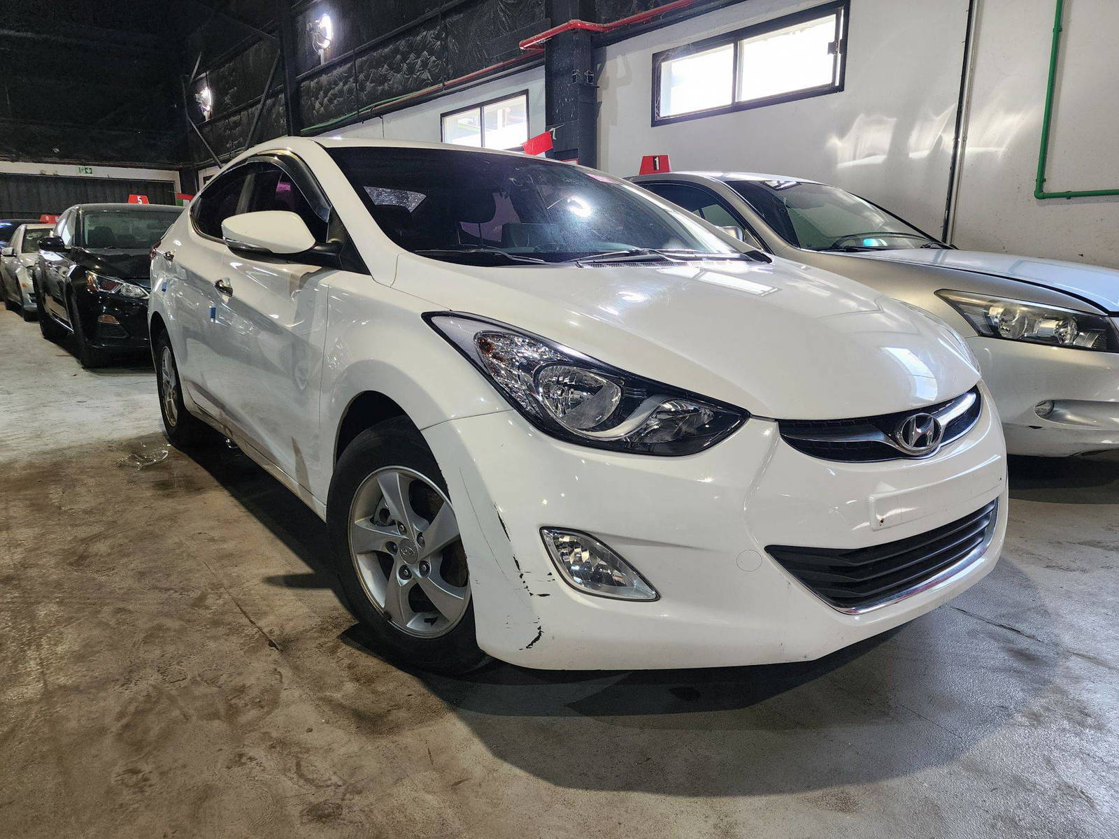 HYUNDAI AVANTE 2012 - Marhaba Auction Used Cars - Image 6