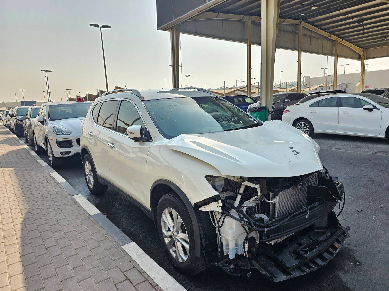 2016 NISSAN ROGUE — 117715 KM — Lot 12207457 — Souq - Marhaba Auctions Used Cars - Image 4