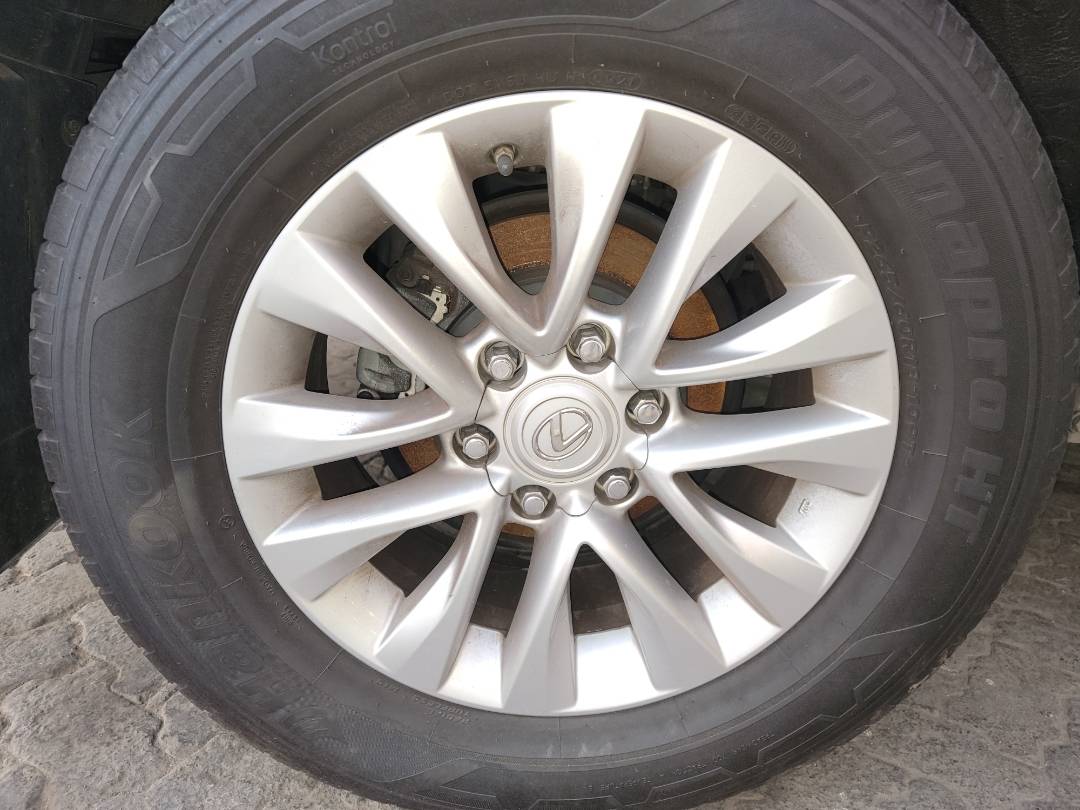 2018 LEXUS GX 460 — 85372 Miles — Lot 38103766 - Marhaba Auctions Used Cars - Image 4