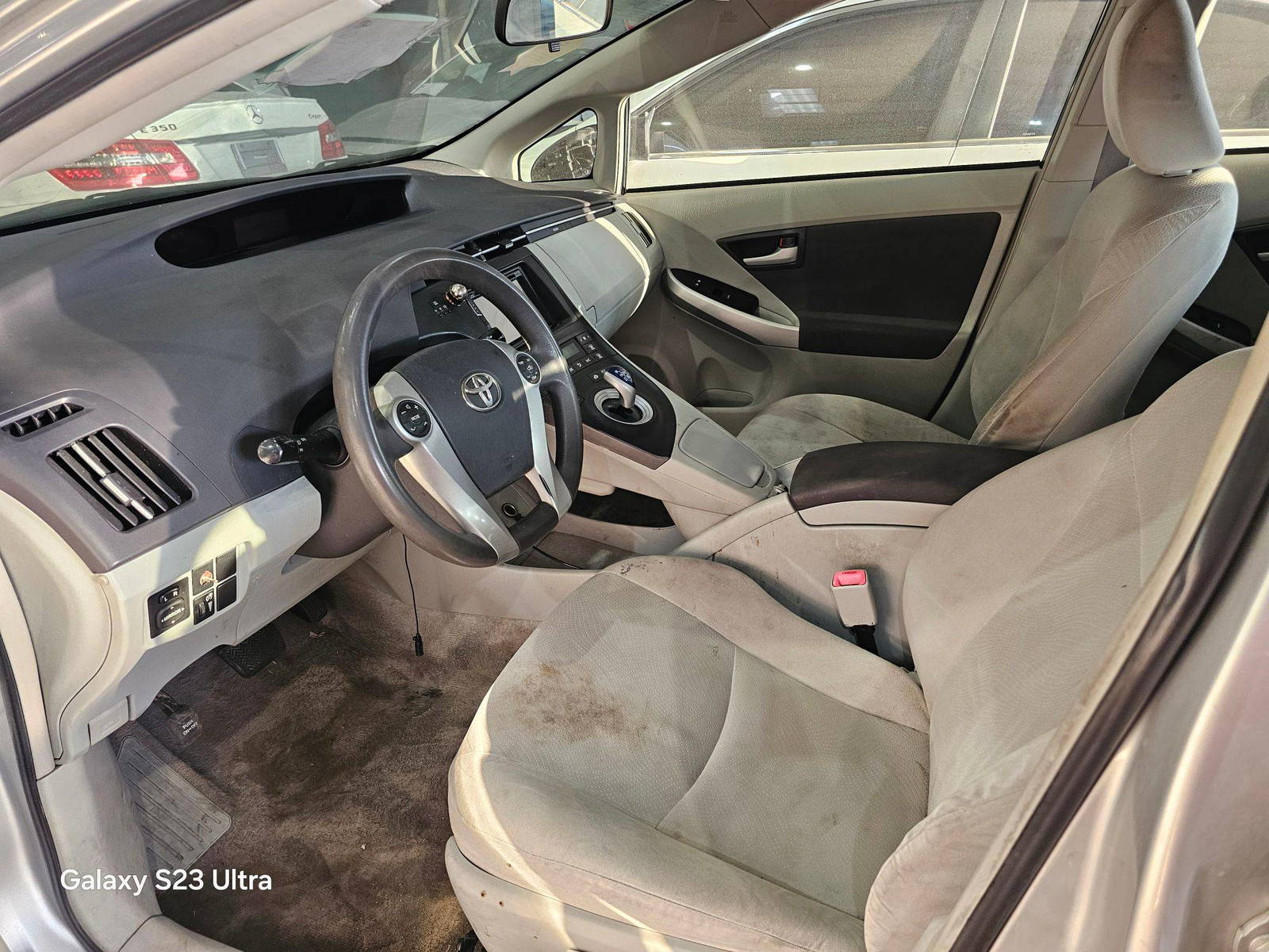 2011 TOYOTA PRIUS — 256245 Miles — Lot 58065725 — Main - Marhaba Auctions Used Cars - Image 8