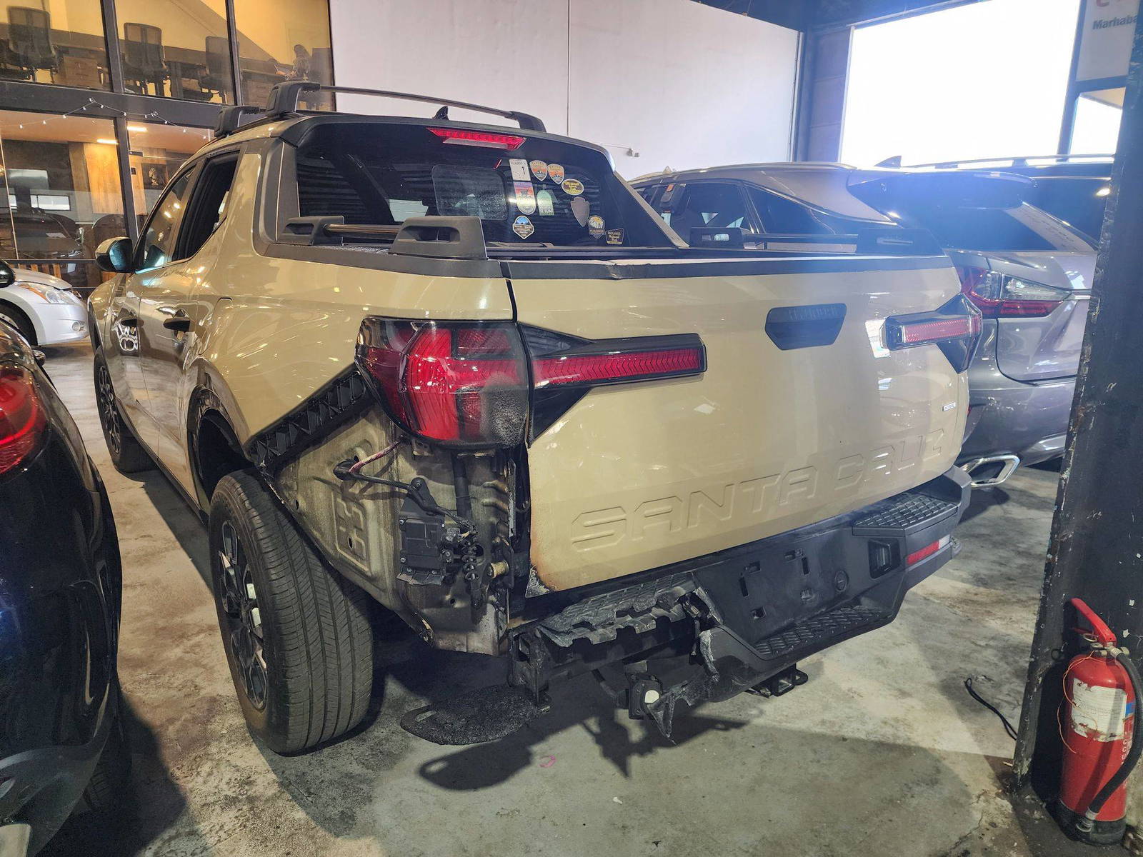 2023 HYUNDAI SANTA CRUZ — 22988 Miles — Lot 1PH064057 — Main - Marhaba Auctions Used Cars - Image 6