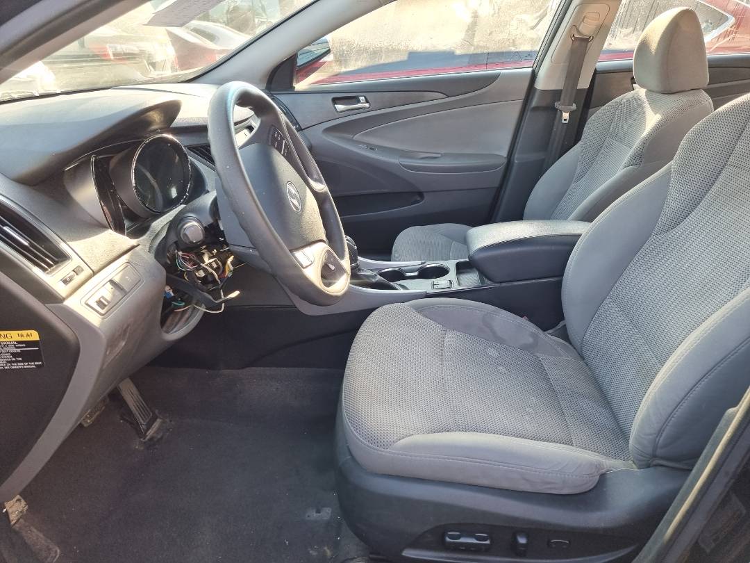 2013 HYUNDAI SONATA — 129103 Miles — Lot 809530 — Main - Marhaba Auctions Used Cars - Image 8