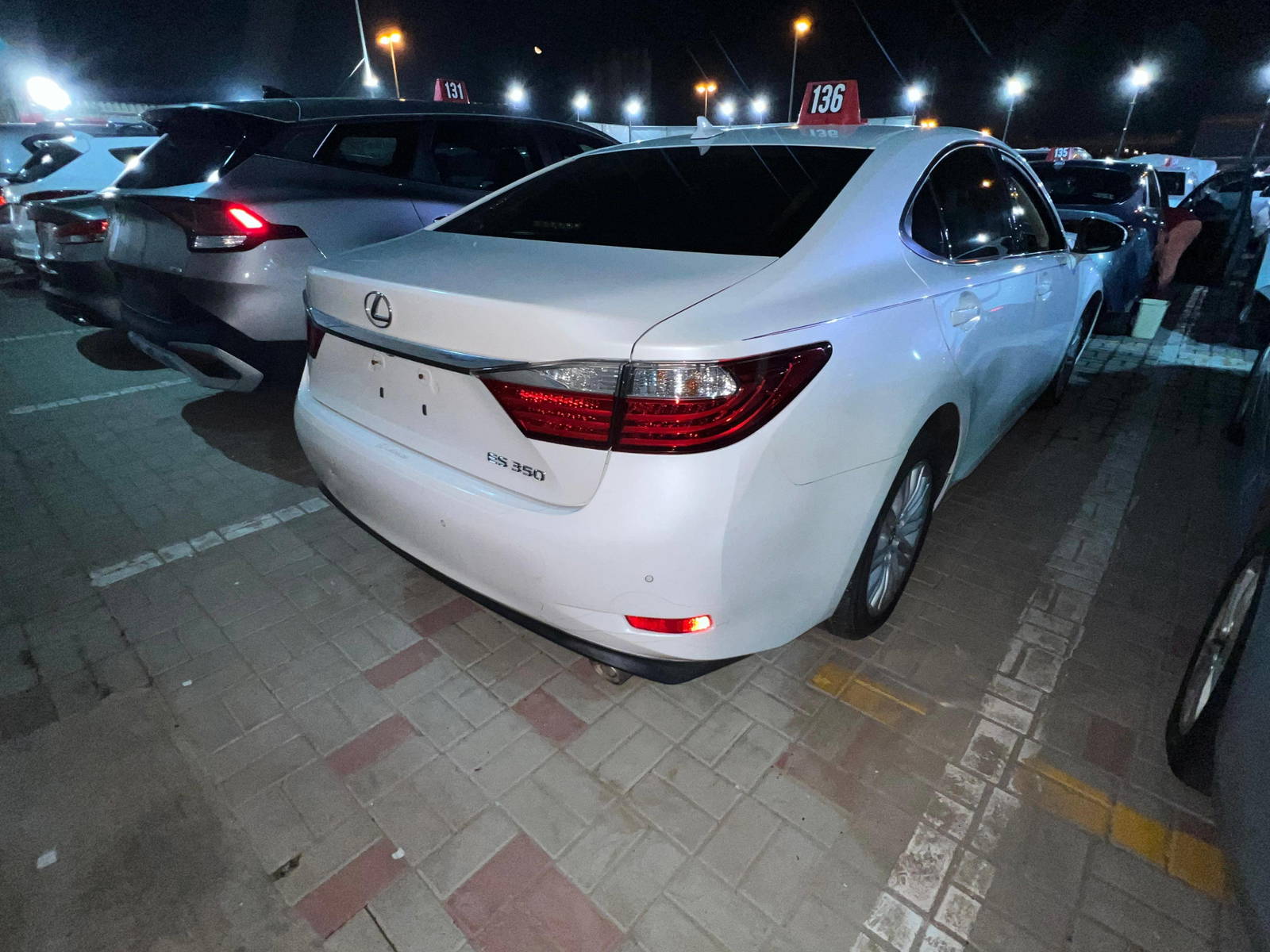 2013 LEXUS ES 350 — 104 030 Miles — Lot XD2071811 - Marhaba Auctions Used Cars - Image 12
