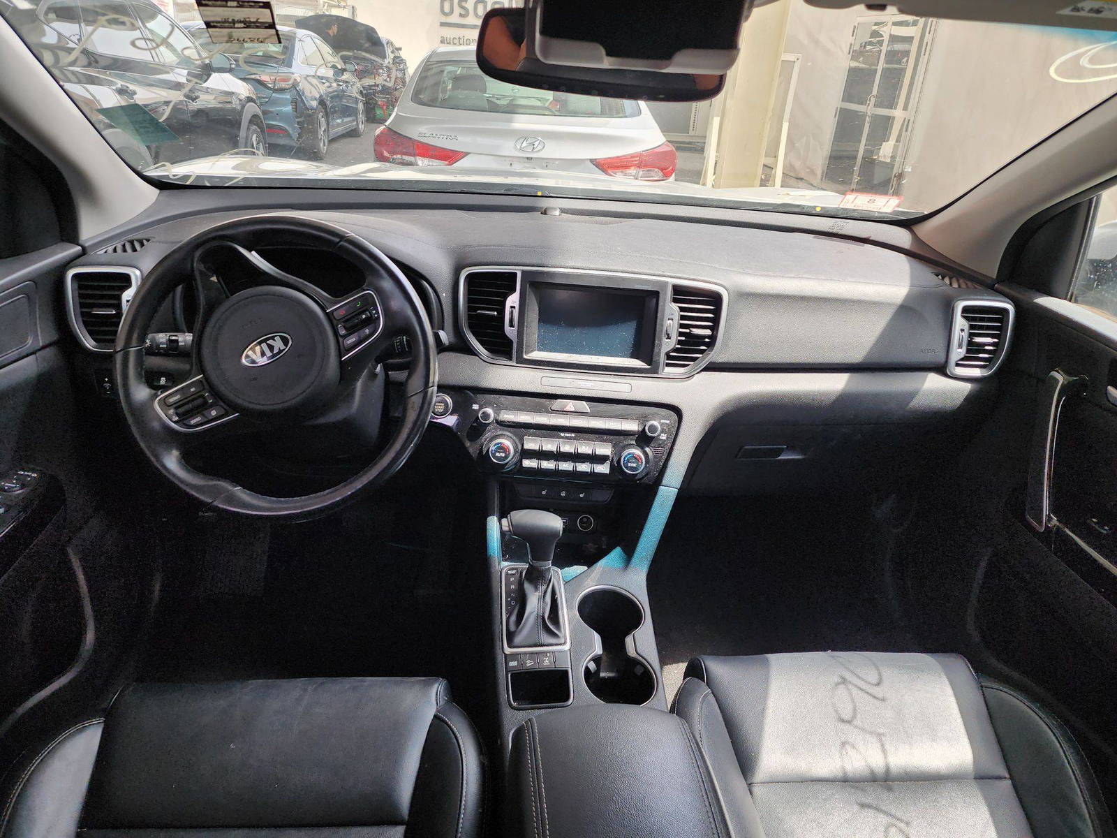 2019 KIA SPORTAGE — 76686 Miles — Lot 3669 — Souq - Marhaba Auctions Used Cars - Image 7
