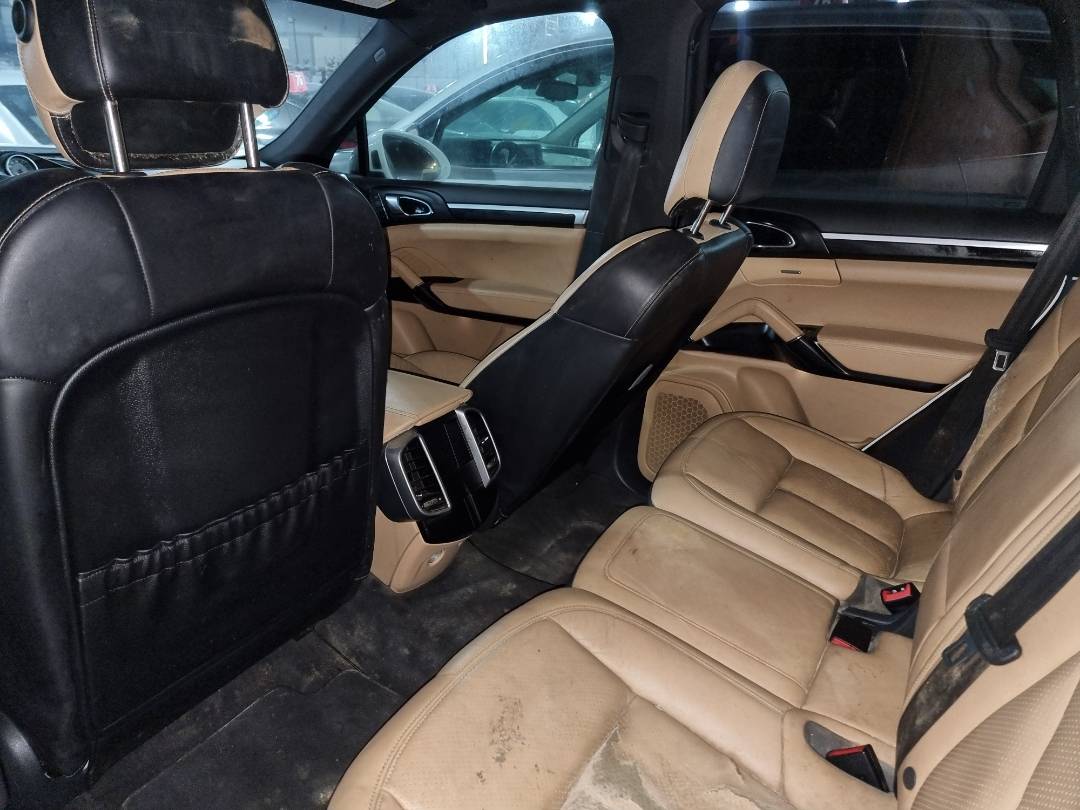 2017 PORSCHE Cayenne — 123394 Miles — Lot A88281 — Ind. 12 - Marhaba Auctions Used Cars - Image 6