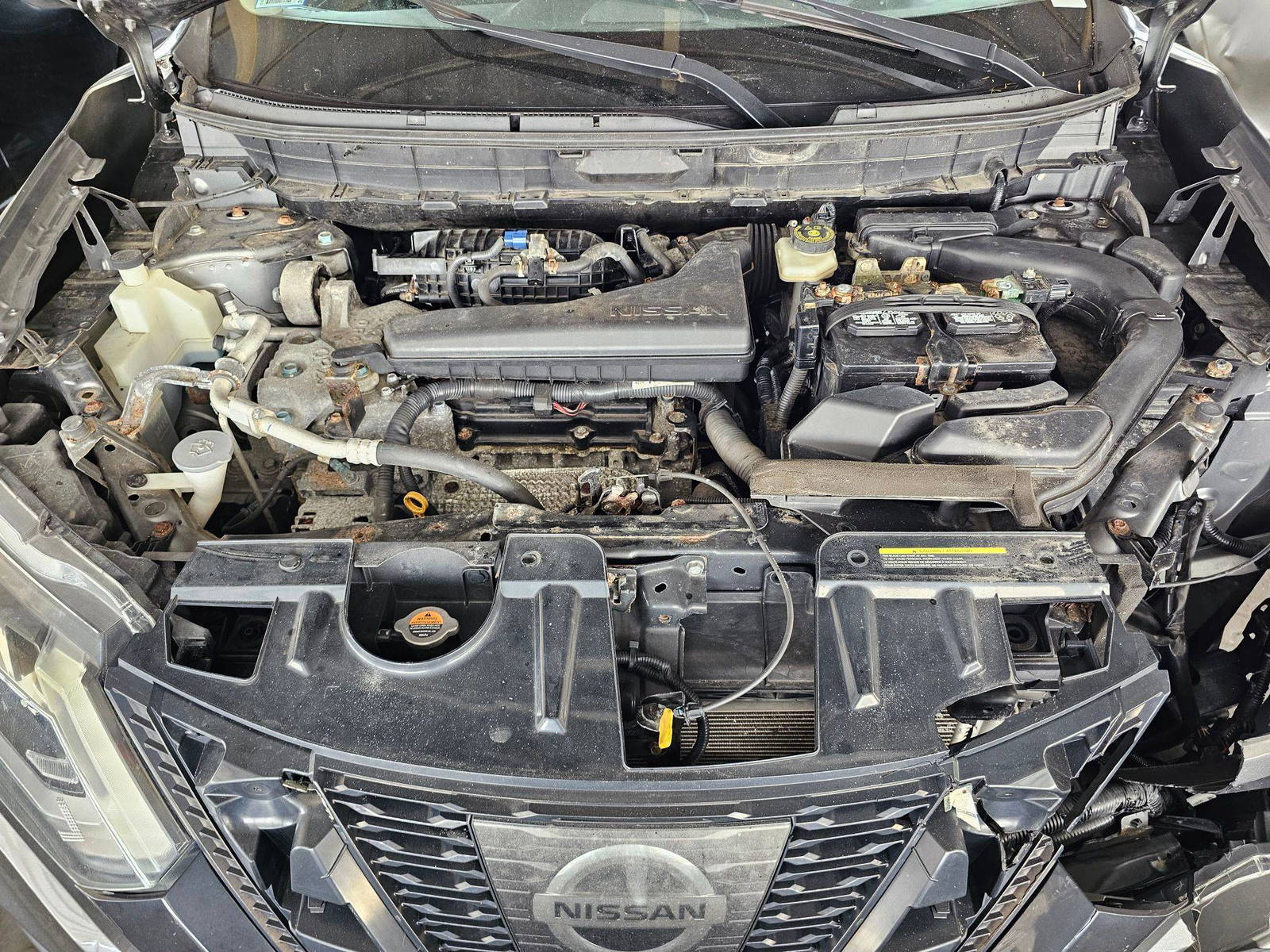 NISSAN ROGUE 2017 - Marhaba Auction Used Cars - Image 12