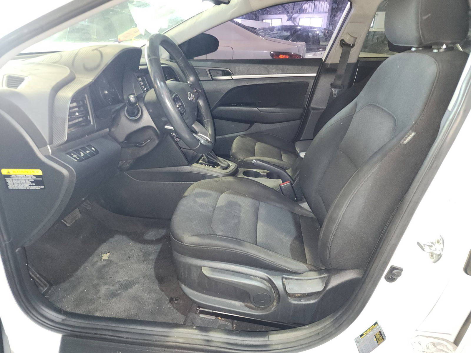 HYUNDAI ELANTRA 2019 - Marhaba Auction Used Cars - Image 9