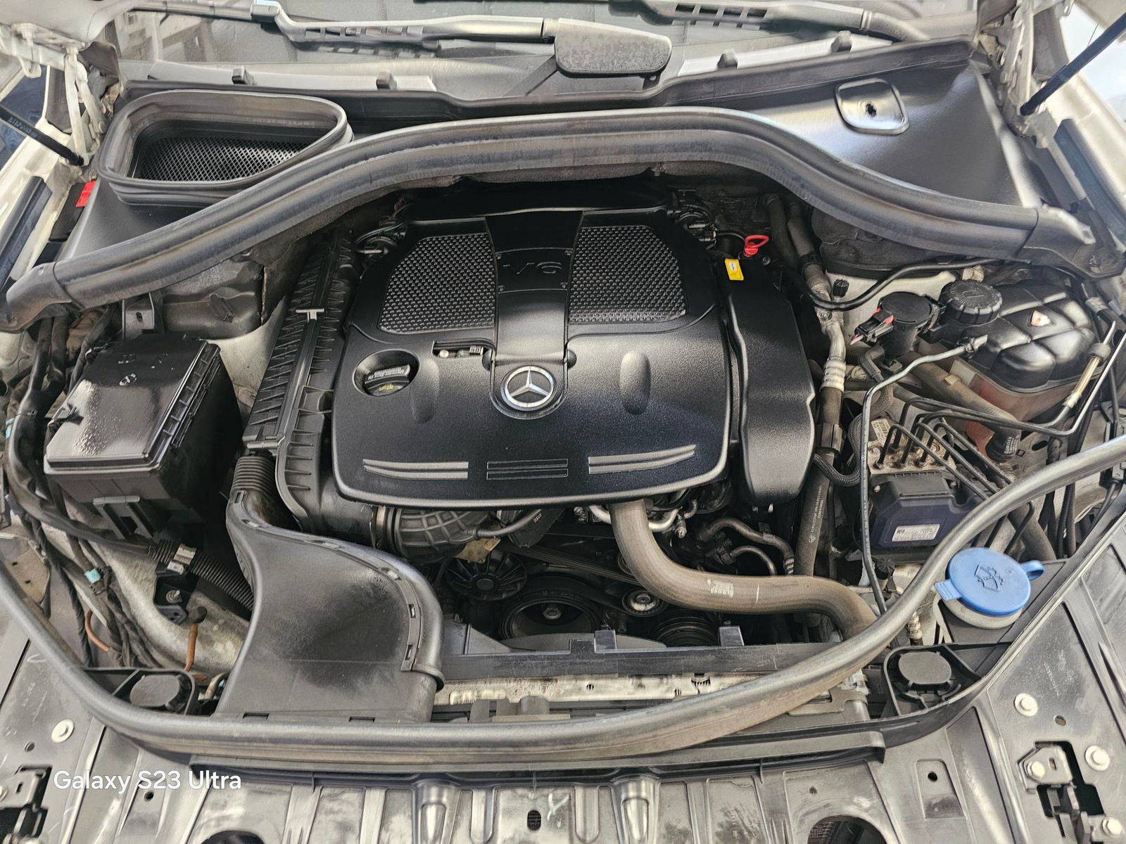 MERCEDES BENZ GLE 350 2018 - Marhaba Auction Used Cars - Image 11