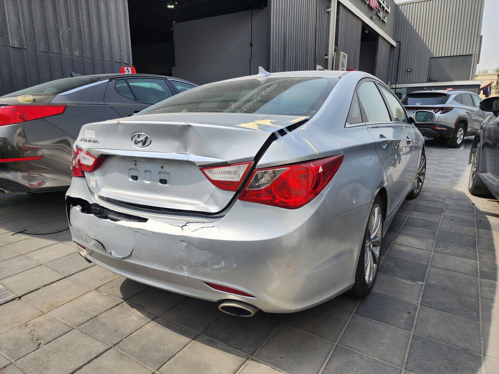 2013 HYUNDAI SONATA — 156987 KM — Lot 12276491 — Al Quoz - Marhaba Auctions Used Cars - Image 6