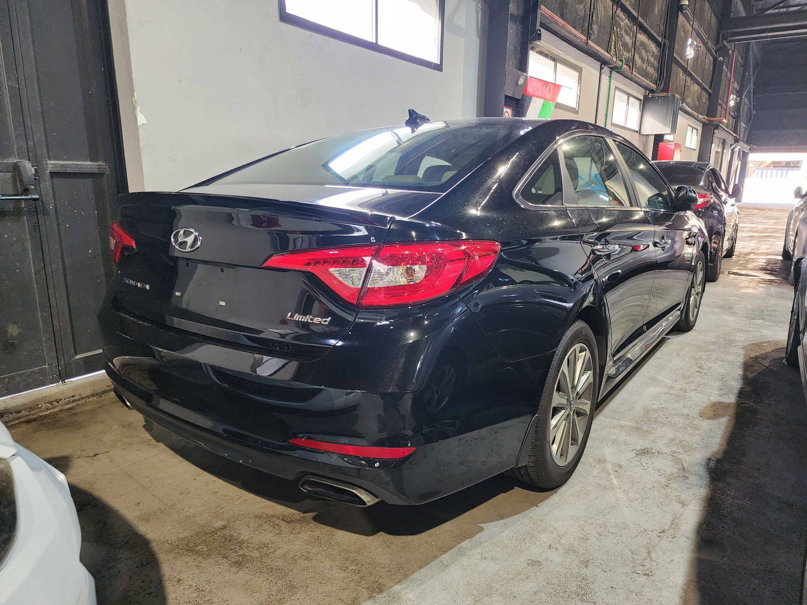 2016 HYUNDAI SONATA — 174239 Miles — Lot 6621228 — Al Quoz - Marhaba Auctions Used Cars - Image 4