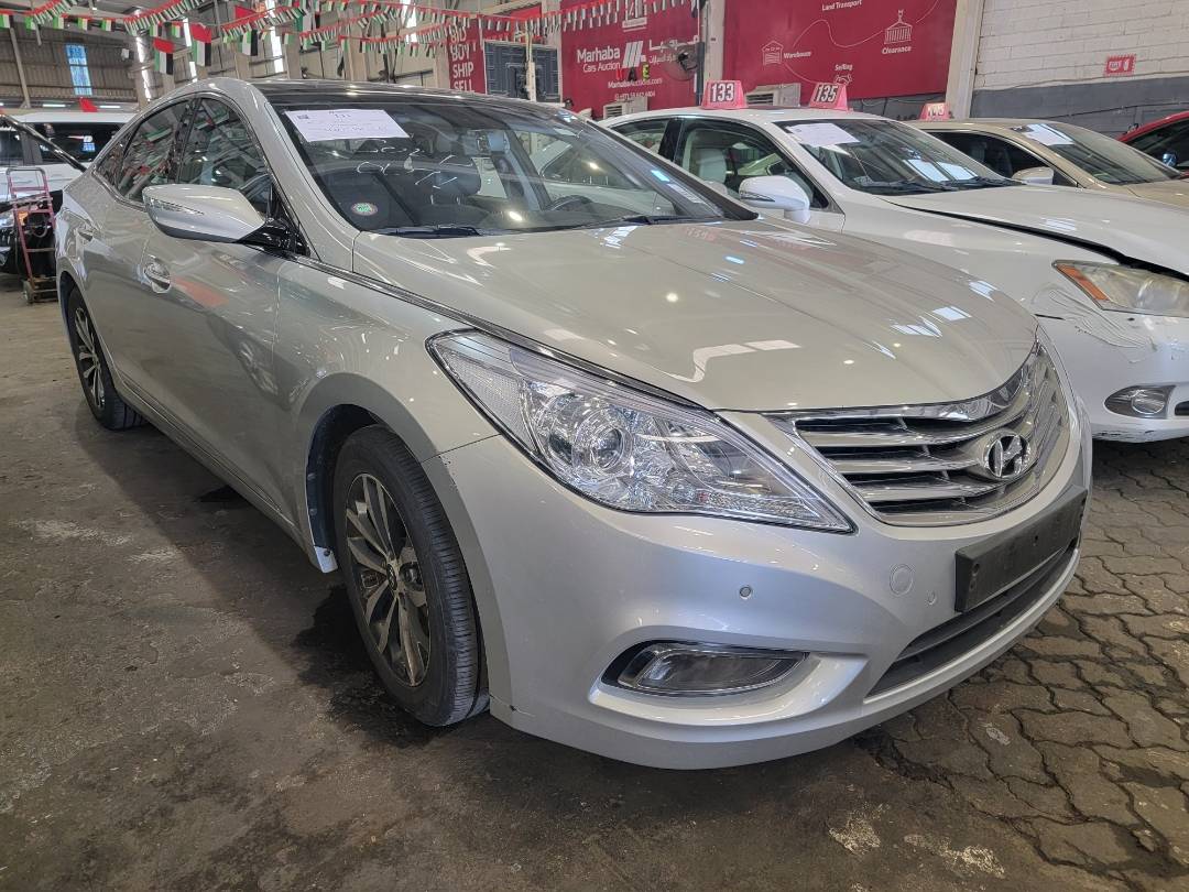 2012 HYUNDAI GRANDEUR — 147556 KM — Lot A162760 — Main - Marhaba Auctions Used Cars - Image 3