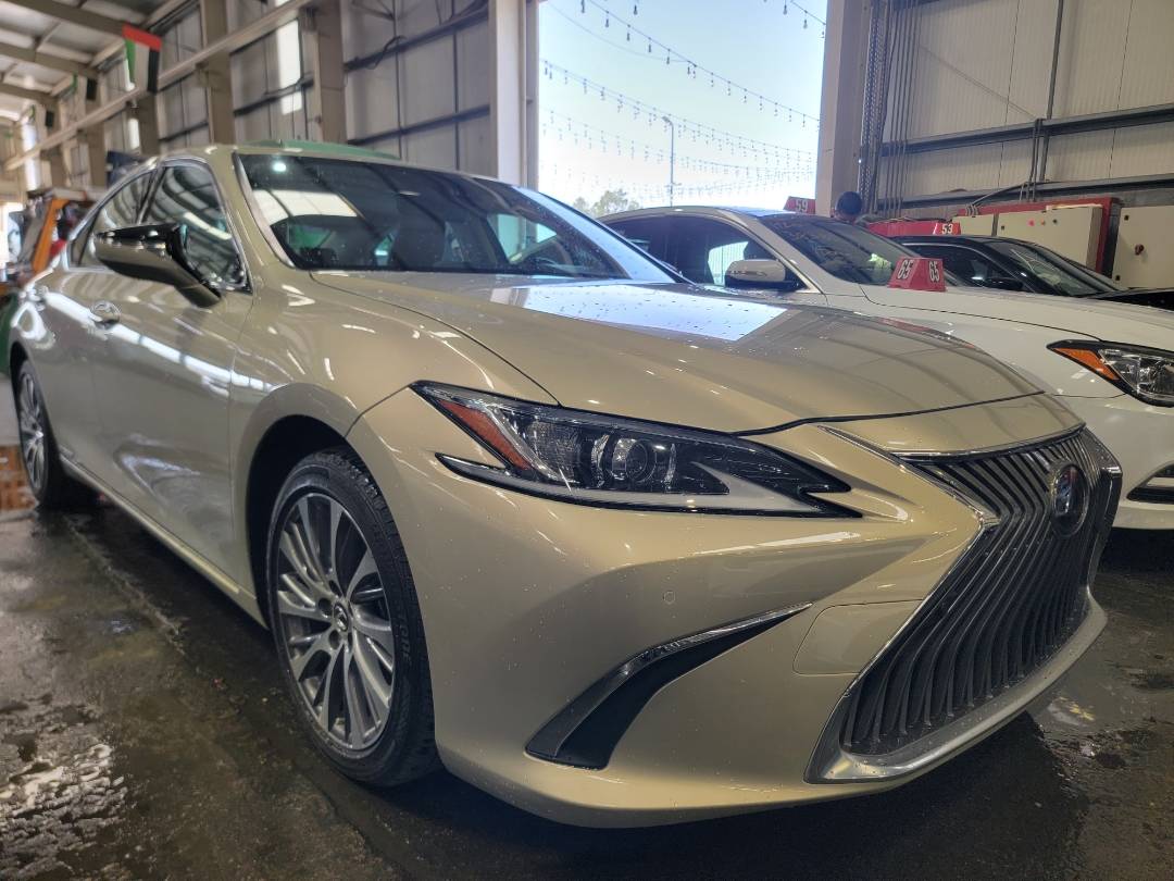 2021 LEXUS ES 300H — 46877 Miles — Lot U002673 — Main - Marhaba Auctions Used Cars - Image 8