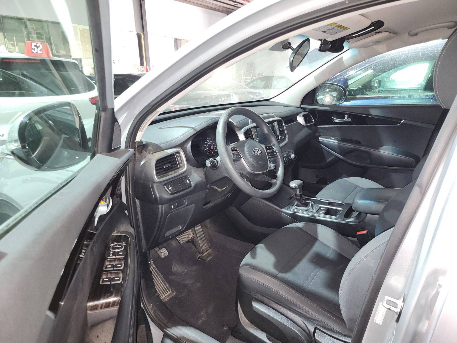 2019 KIA SORENTO — 103273 Miles — Lot 86607 — Ind. 12 - Marhaba Auctions Used Cars - Image 9