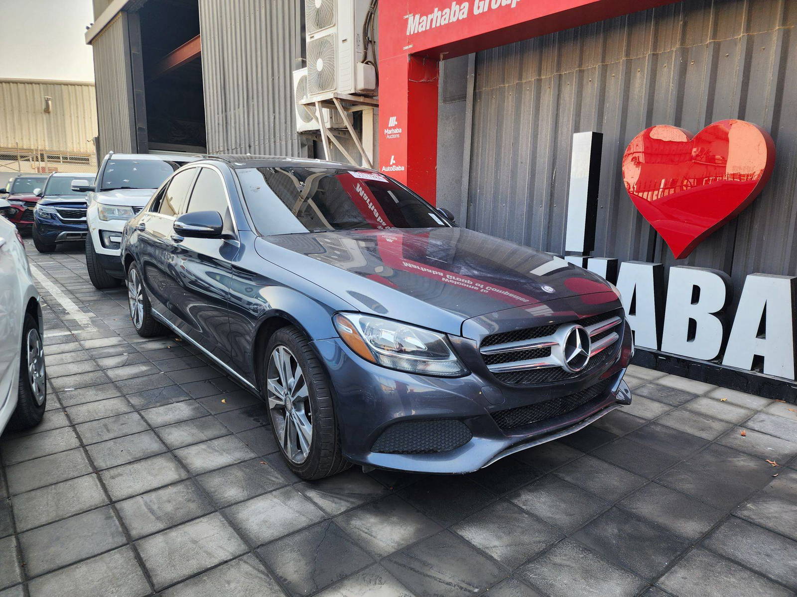 2015 MERCEDES BENZ C300 — 140020 Miles — Lot JB6FU045663 — Souq - Marhaba Auctions Used Cars - Image 4
