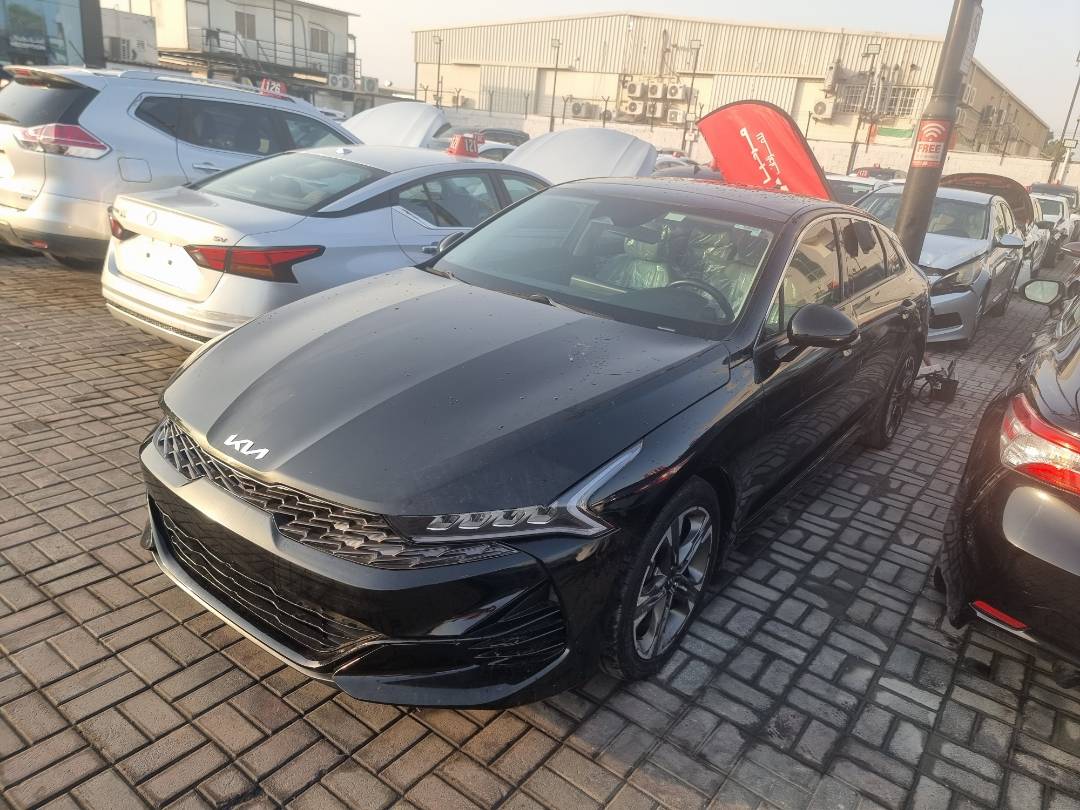 Kia K5 2021 view 2