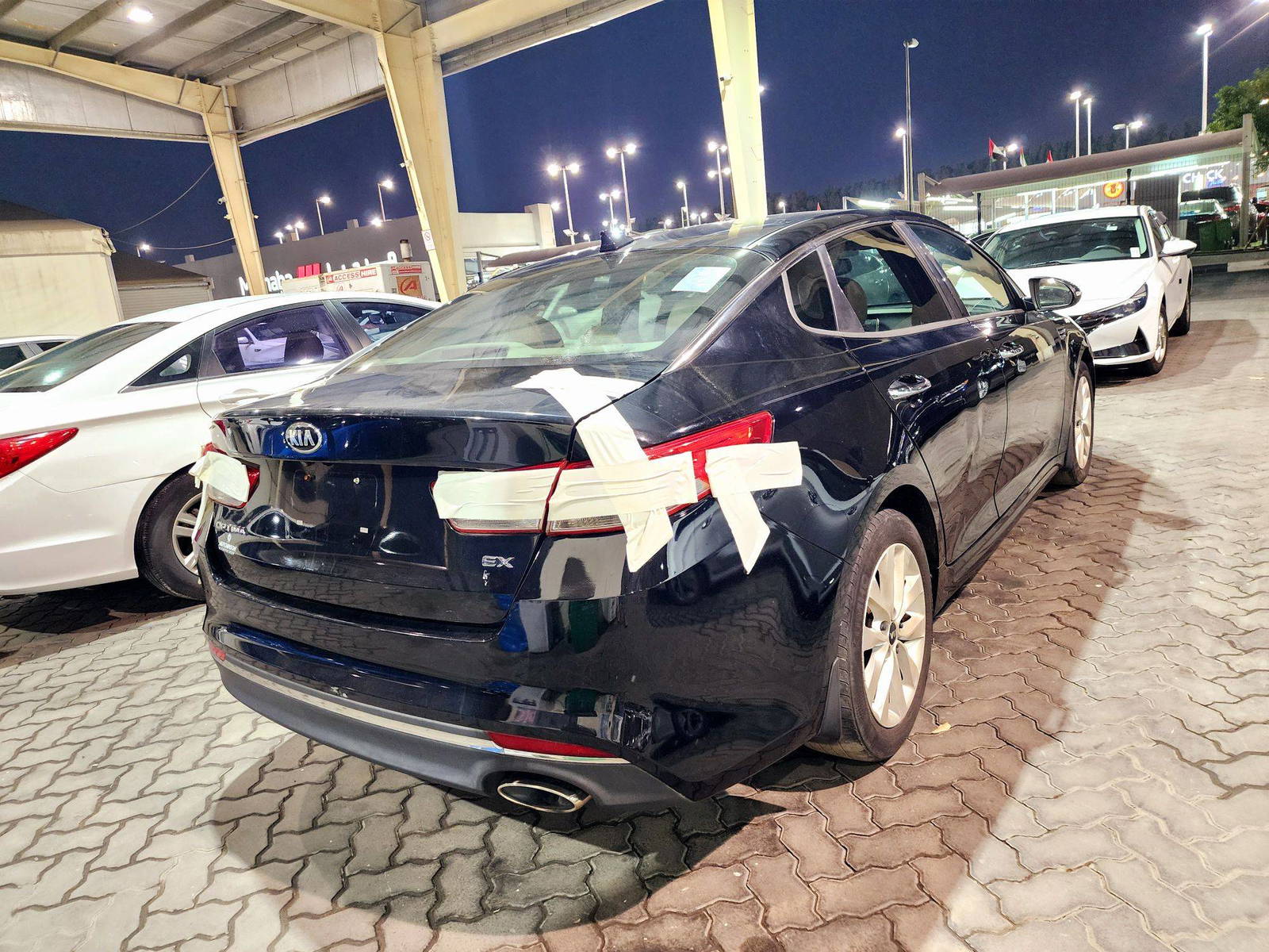 2016 KIA OPTIMA — 131161 Miles — Lot 78803554 — Souq - Marhaba Auctions Used Cars - Image 4
