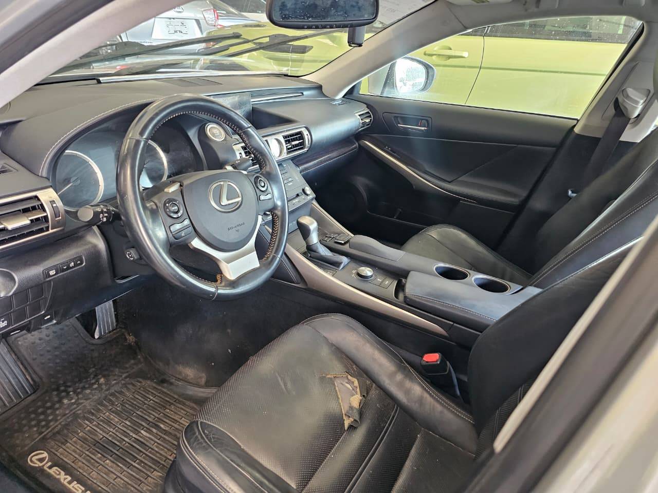 LEXUS IS-350 2014 - Marhaba Auction Used Cars - Image 8