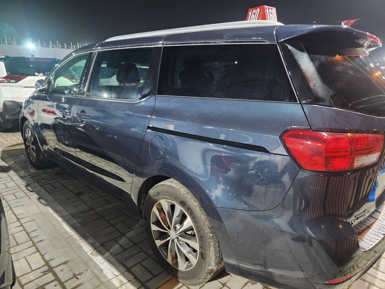 KIA SEDONA 2016 - Marhaba Auction Used Cars - Image 6