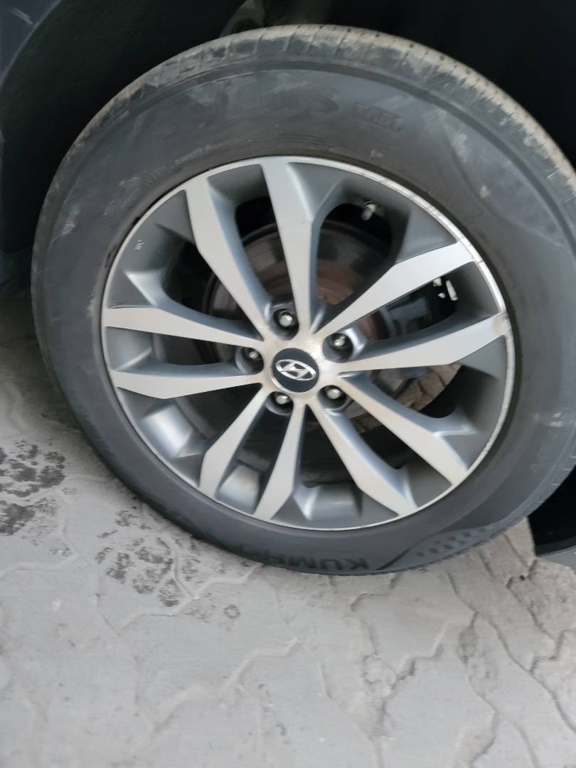 2011 HYUNDAI GRANDEUR — 238136 KM — Lot 064737 — Main - Marhaba Auctions Used Cars - Image 6