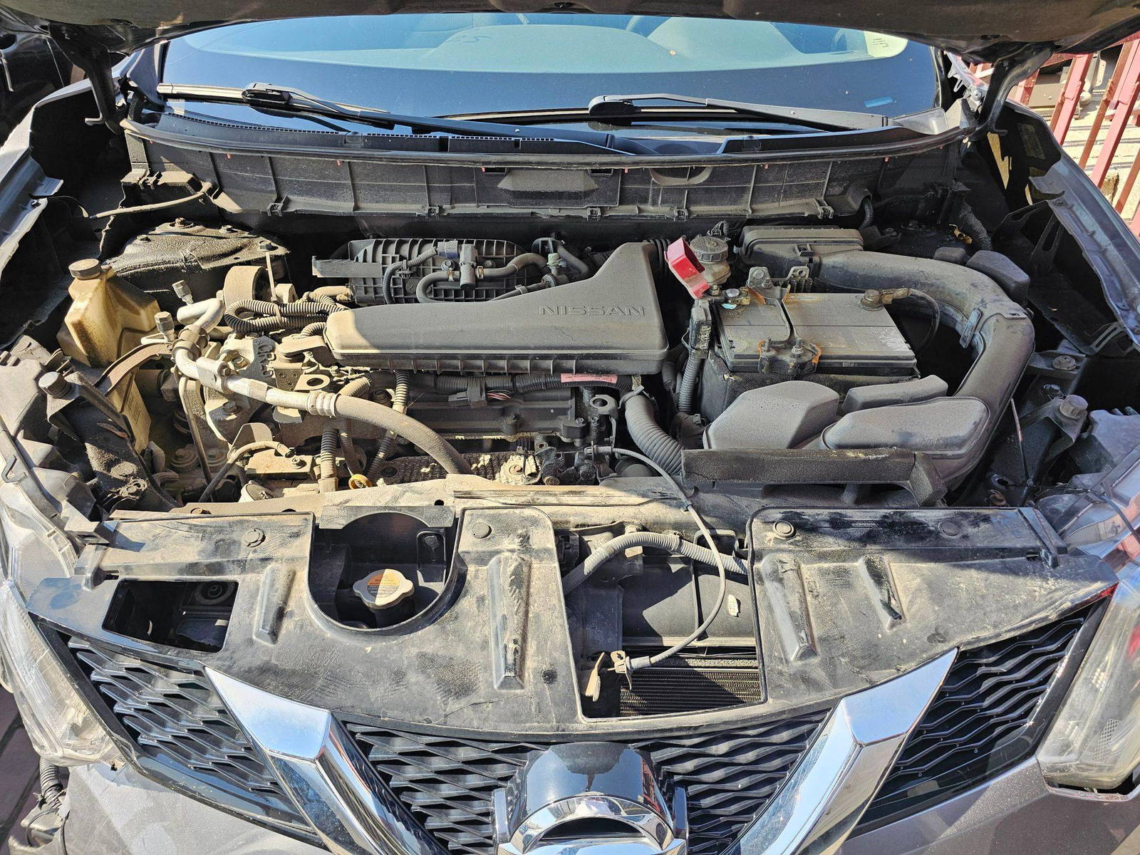 2015 NISSAN ROGUE — 129377 KM — Lot 12330693 — Souq - Marhaba Auctions Used Cars - Image 11