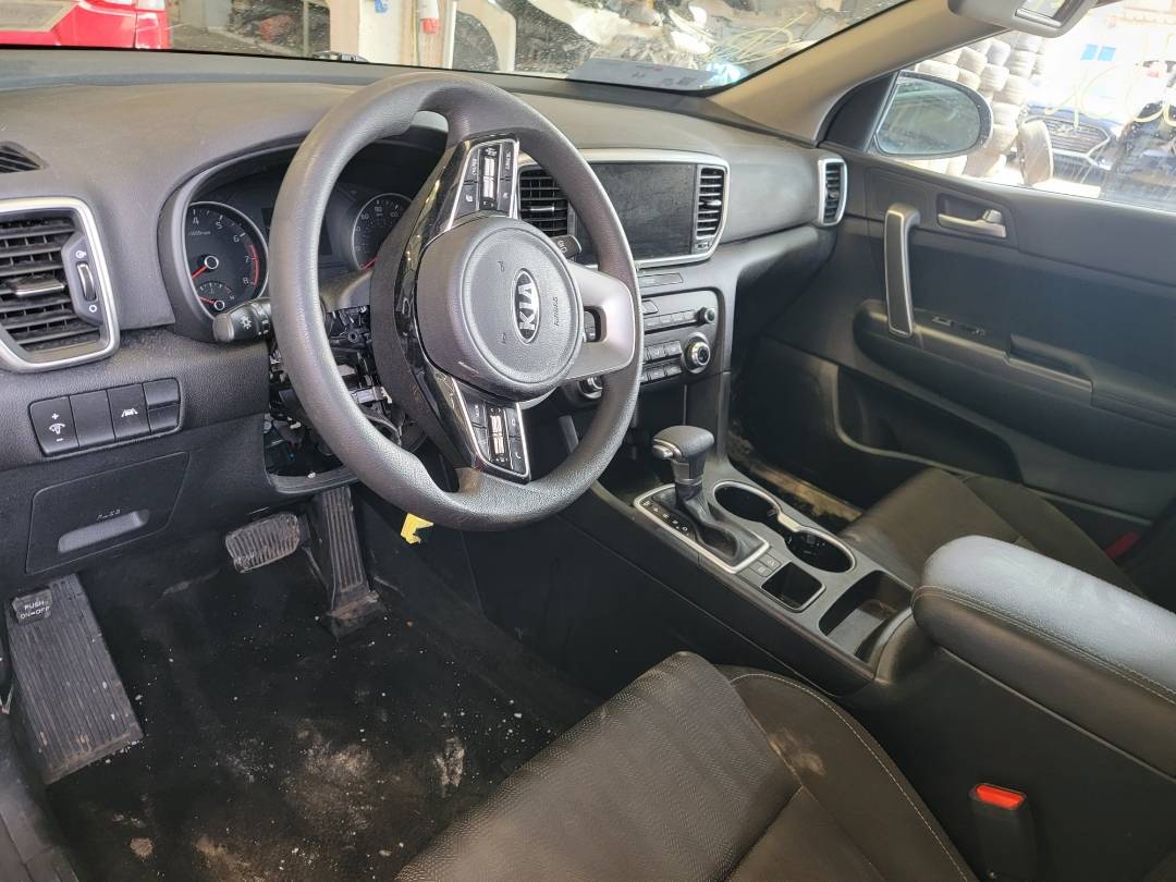 2022 KIA SPORTAGE — 33267 Miles — Lot 7988564 — Souq - Marhaba Auctions Used Cars - Image 6